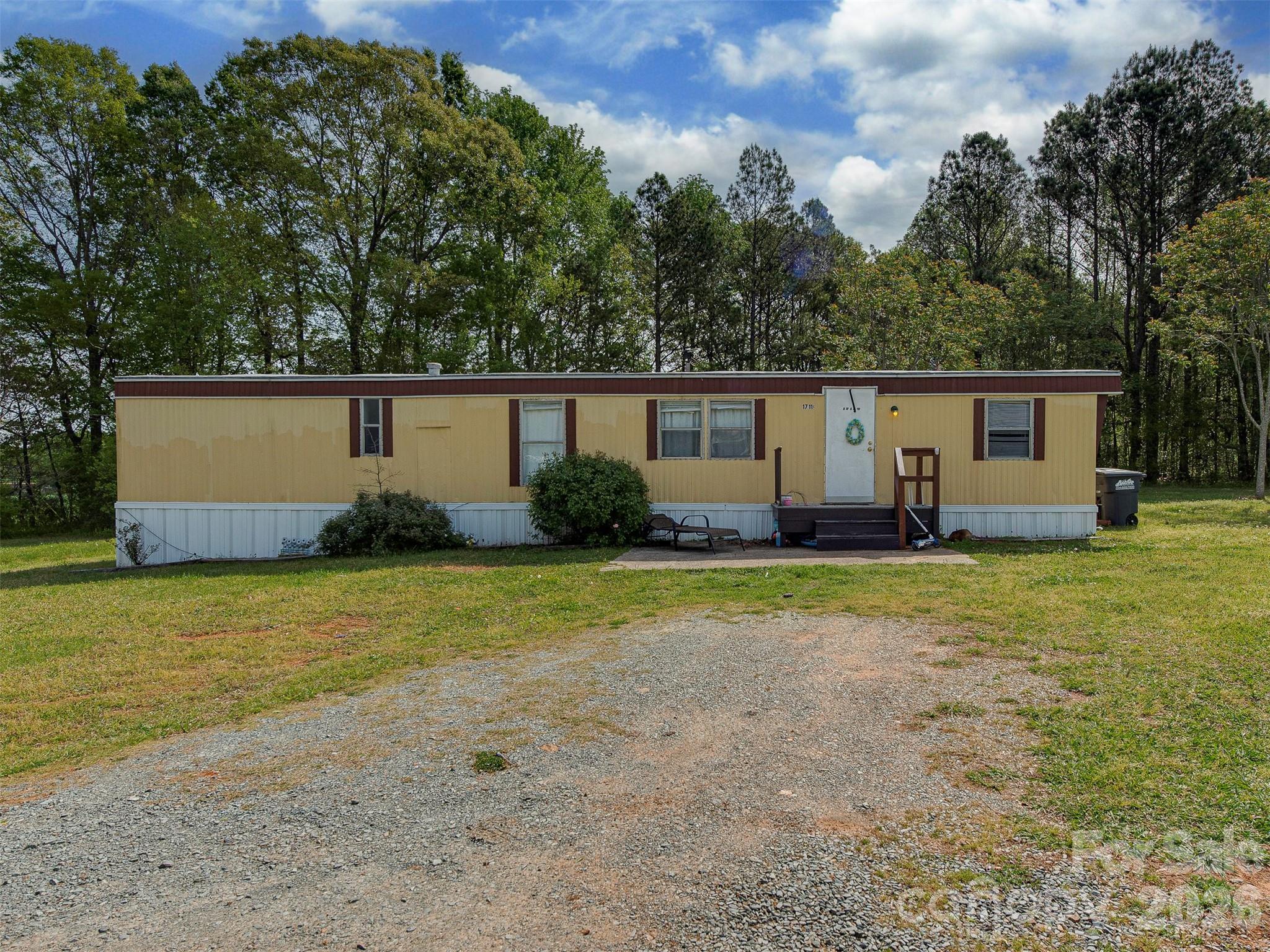 Eightplex+ at 1717 Roscoe Howey Road, Waxhaw, photo 8 of 20