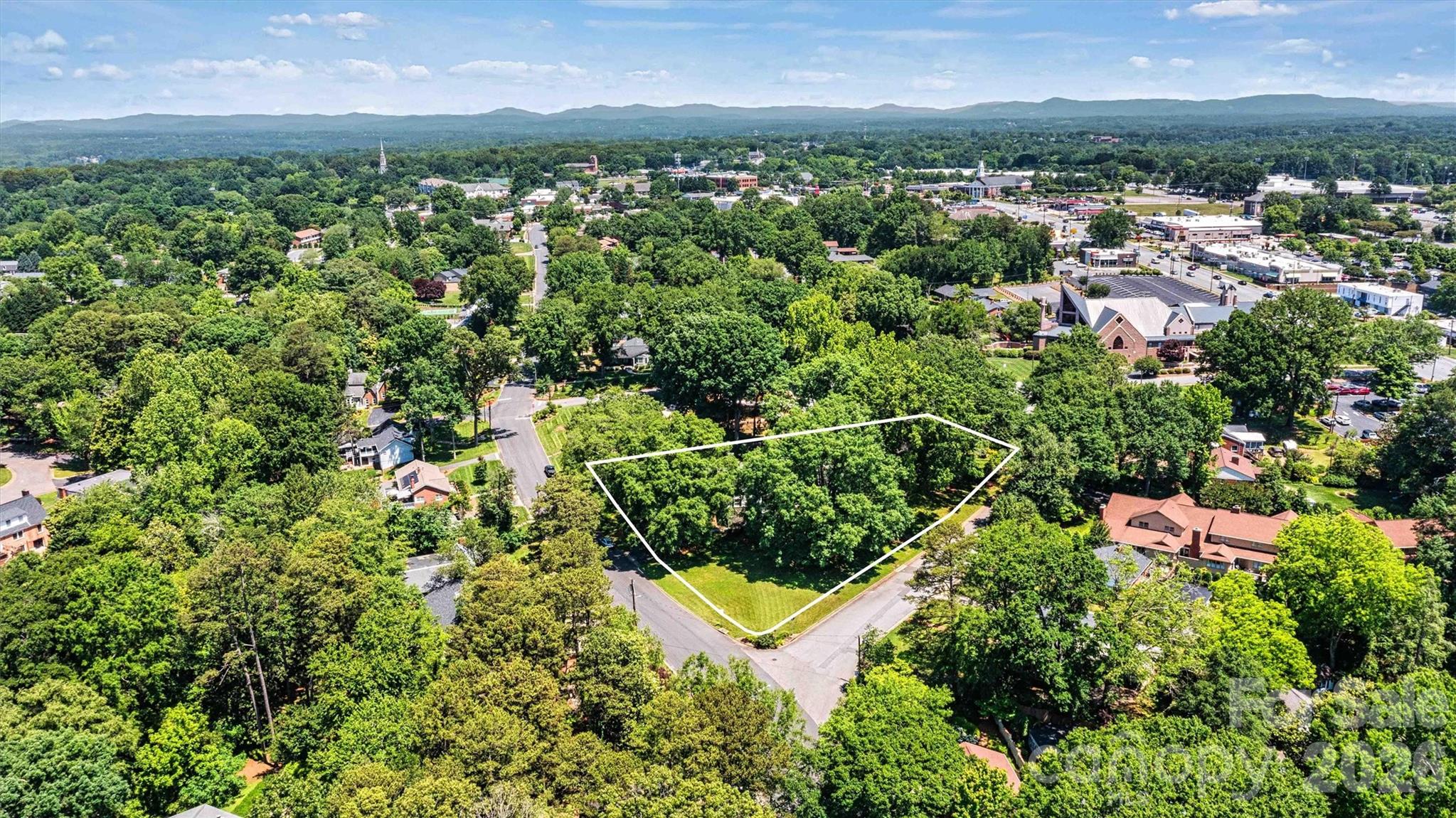 Aerial Lot Line Overlay - Front View - Lines are approximate - 842 North Center Street, Hickory