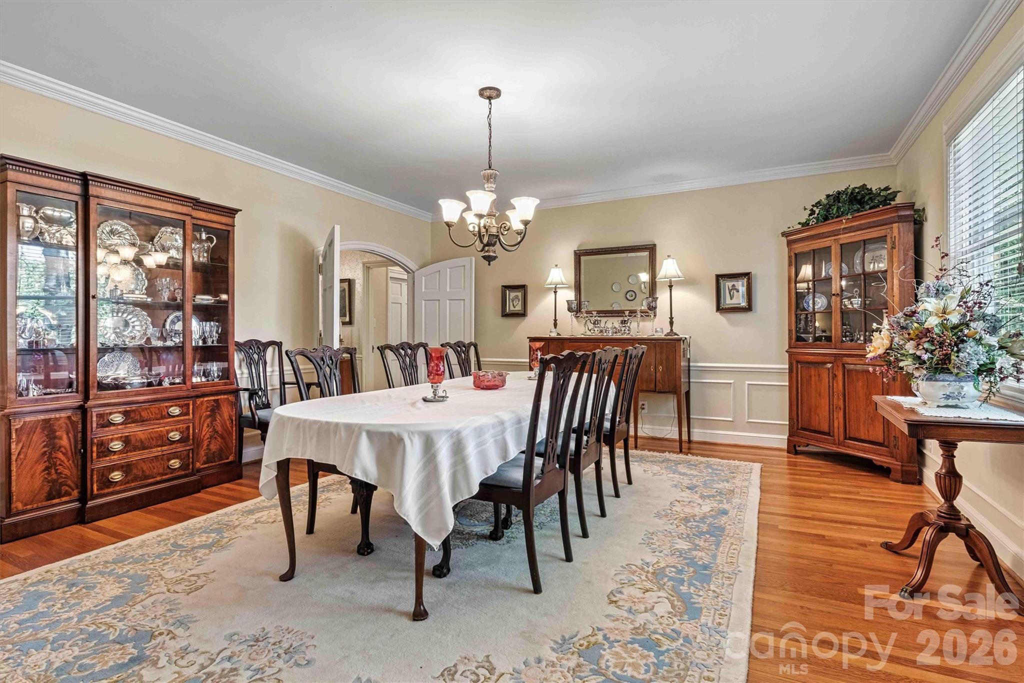 Formal Dining/Foyer Entry View - 842 North Center Street, Hickory