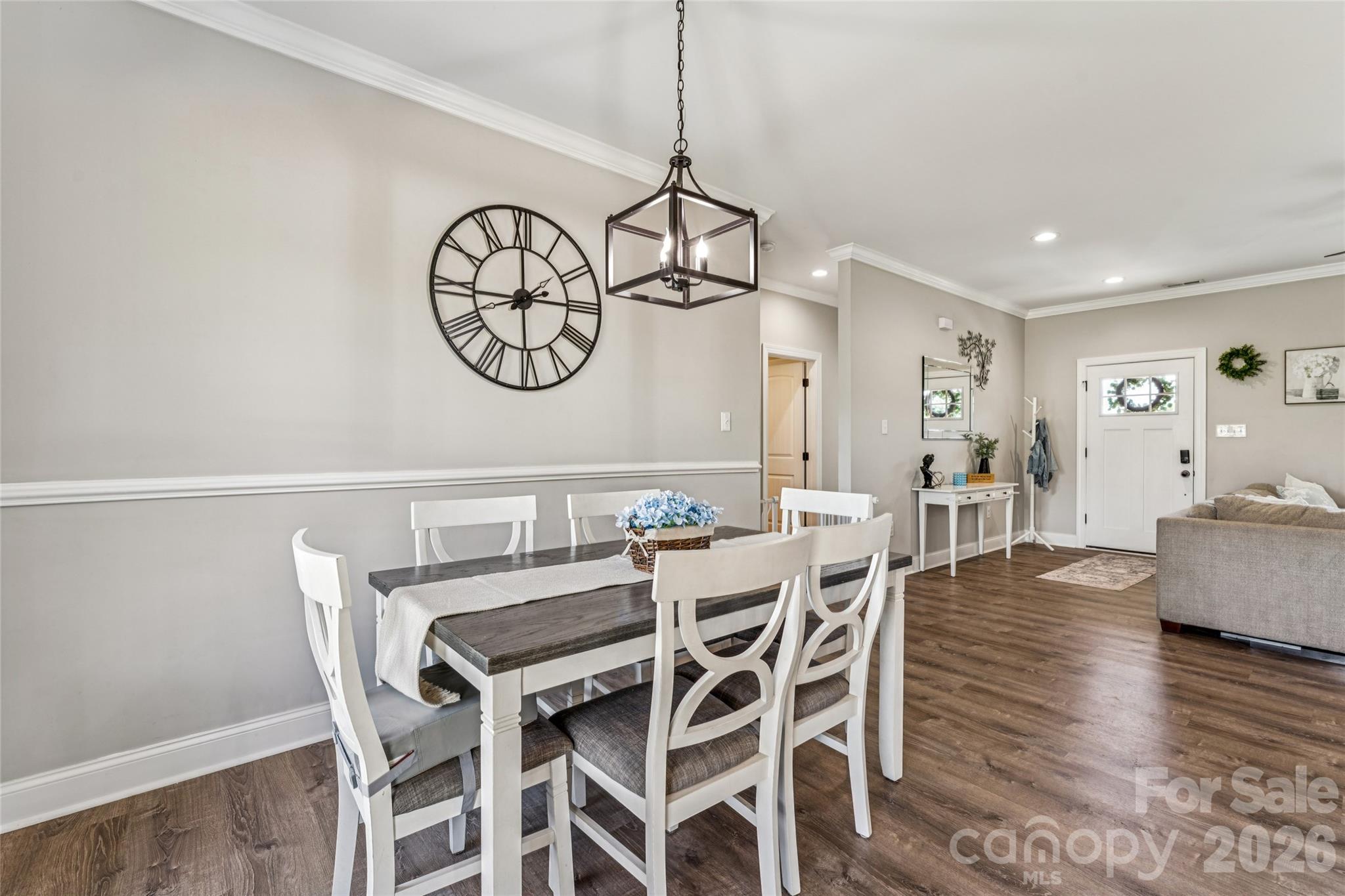 Single Family Residence at 105 E Dundee Court, Statesville, photo 9 of 35