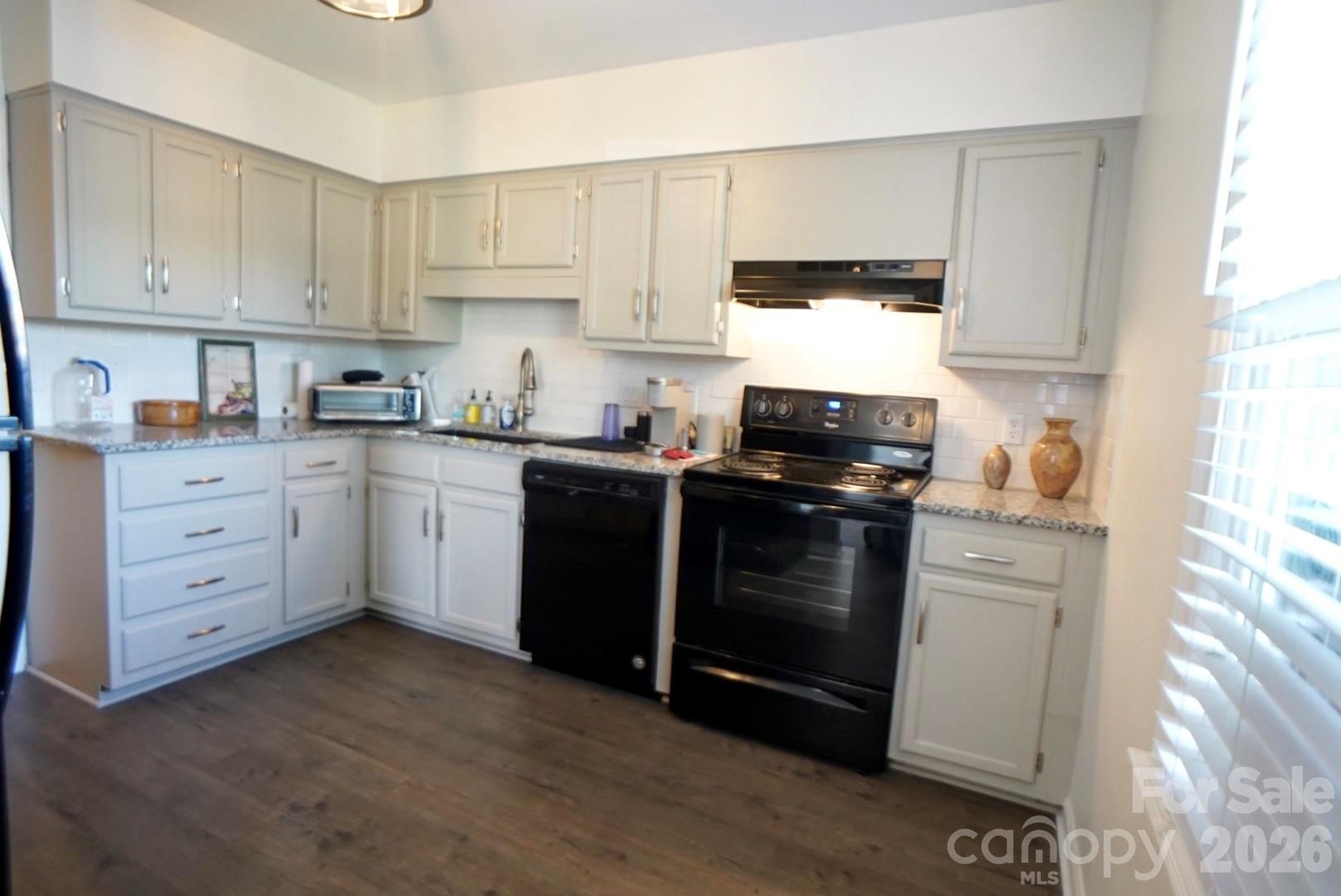 Kitchen - 2705 N Center Street, Hickory