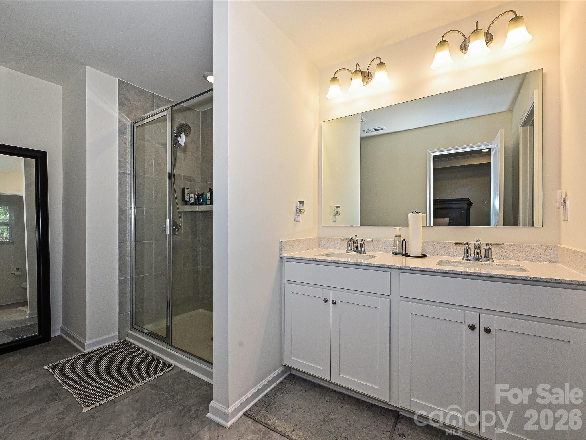Townhouse at 348 abington Street, Matthews, photo 10 of 11