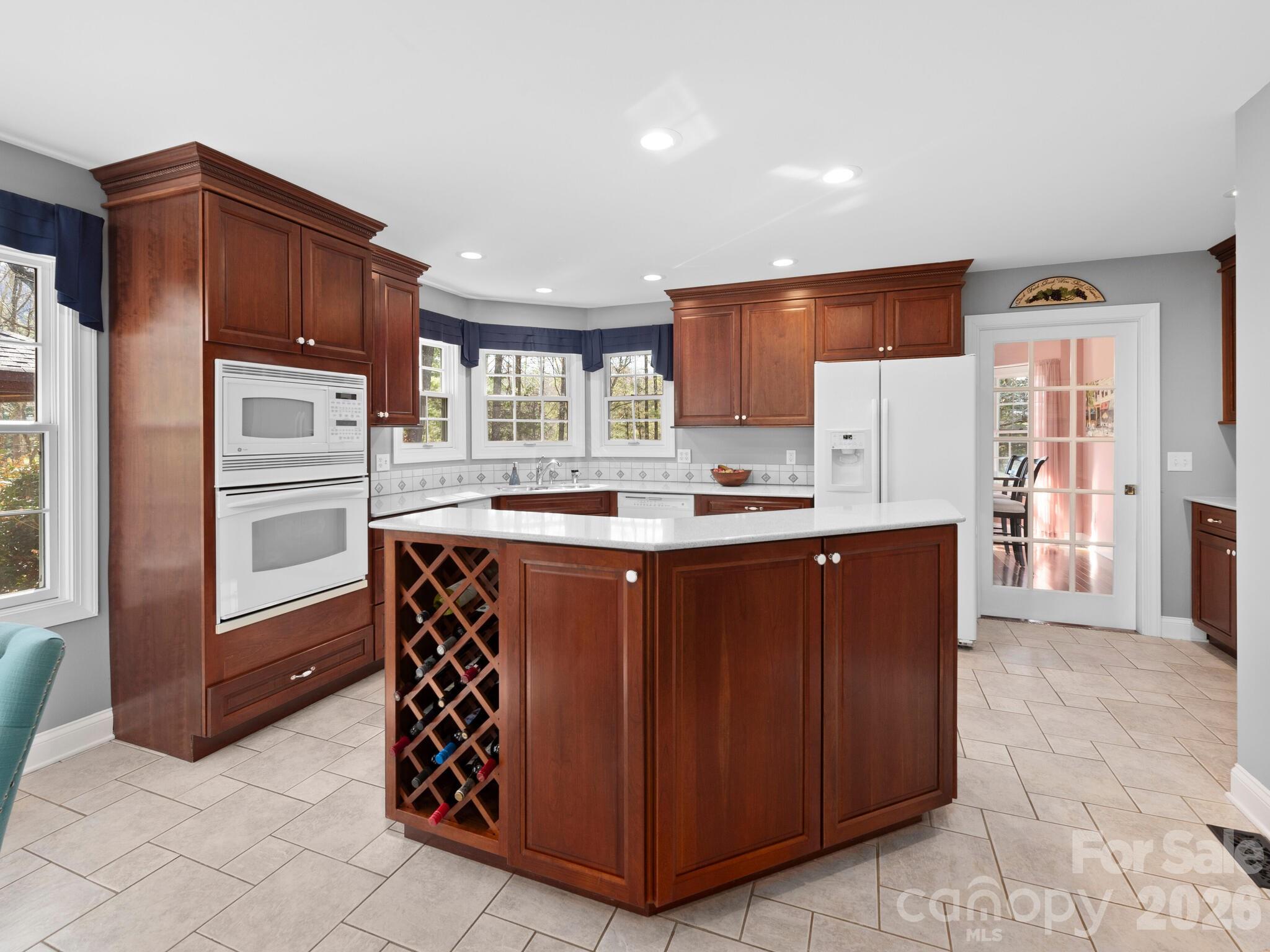 Kitchen - 223 Fairway Terrace, Canton