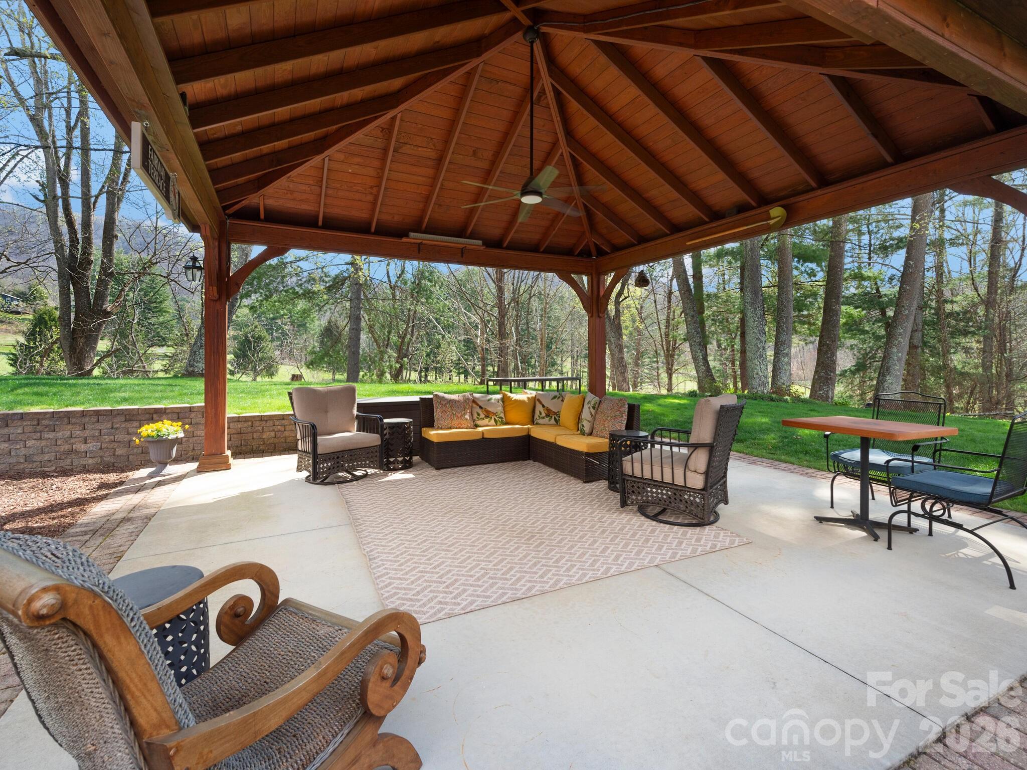 Covered Pavilion - 223 Fairway Terrace, Canton