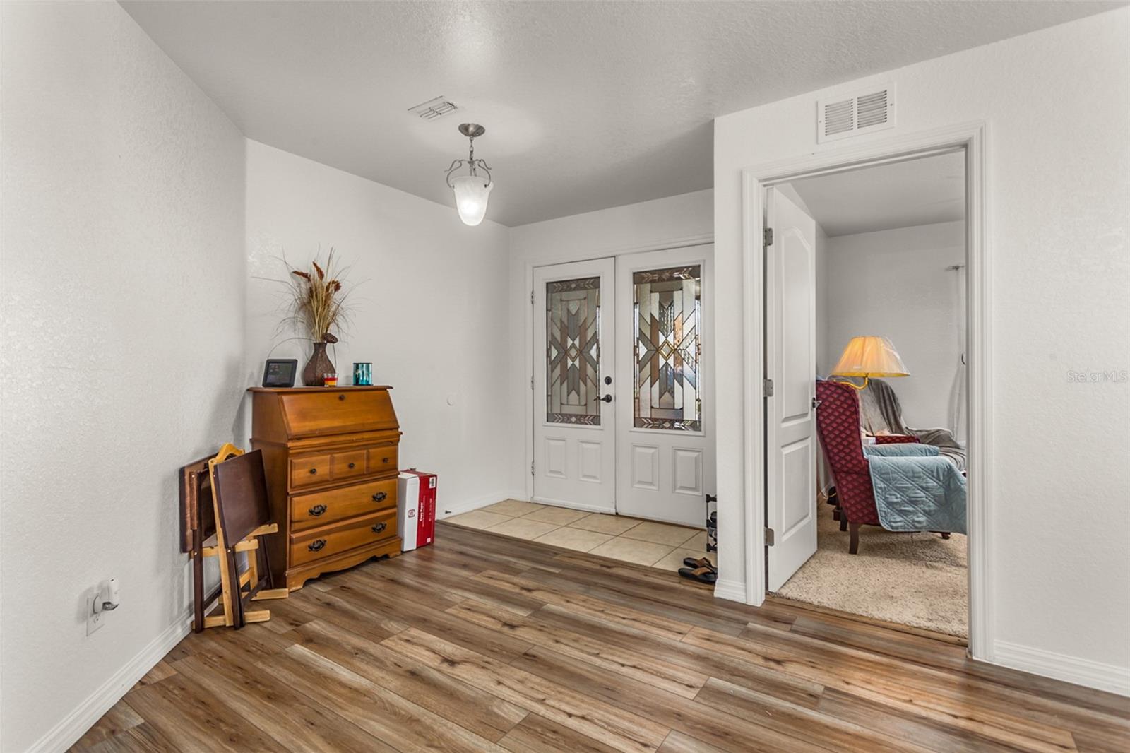 Single Family Residence at 215 CAPTAIN HOOK WAY, DAVENPORT, photo 5 of 25