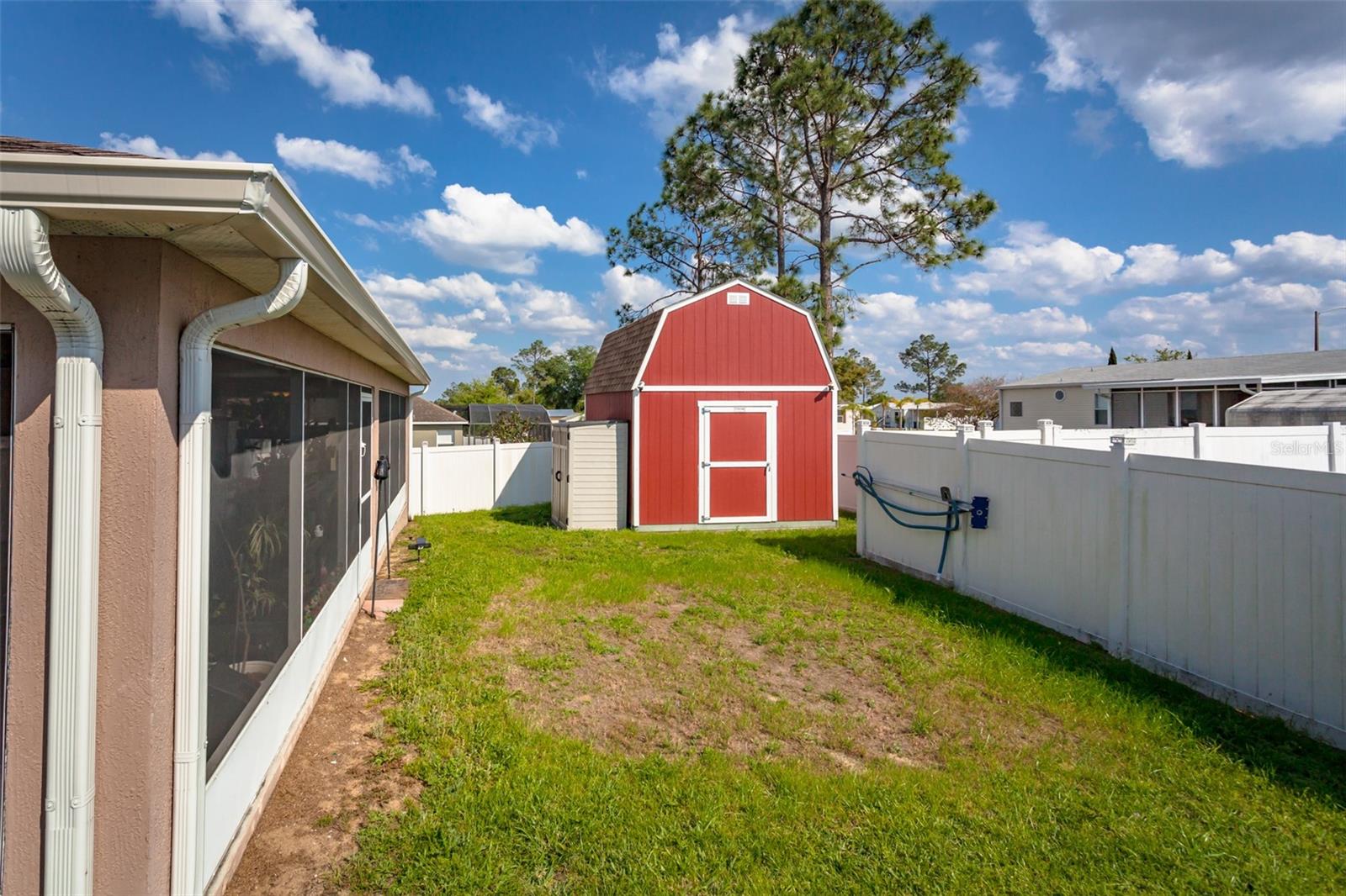 Single Family Residence at 215 CAPTAIN HOOK WAY, DAVENPORT, photo 24 of 25
