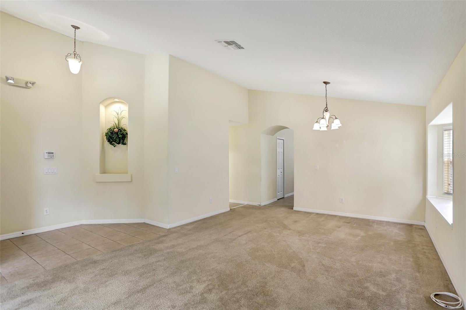 Single Family Residence at 1029 ORANGE COSMOS BLVD, DAVENPORT, photo 3 of 39