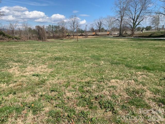 BEST LAND, BEST LOC. what you THINKING? - 3.02ac 9TH Avenue E, Hendersonville