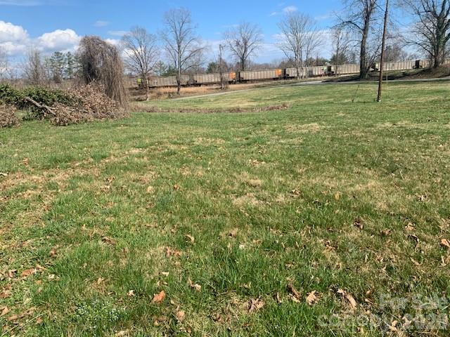 LARGE AND FLAT, drainage present - 3.02ac 9TH Avenue E, Hendersonville