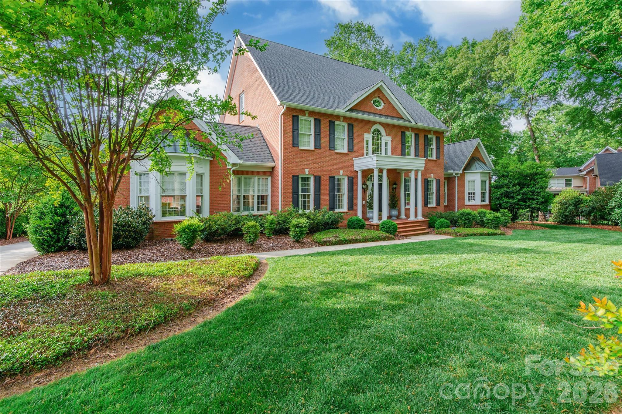 Single Family Residence at 1528 Blanchard Bend, Rock Hill, photo 2 of 45