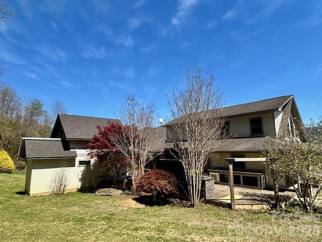 Single Family Residence at 330 Potts Drive, Waynesville, photo 3 of 48
