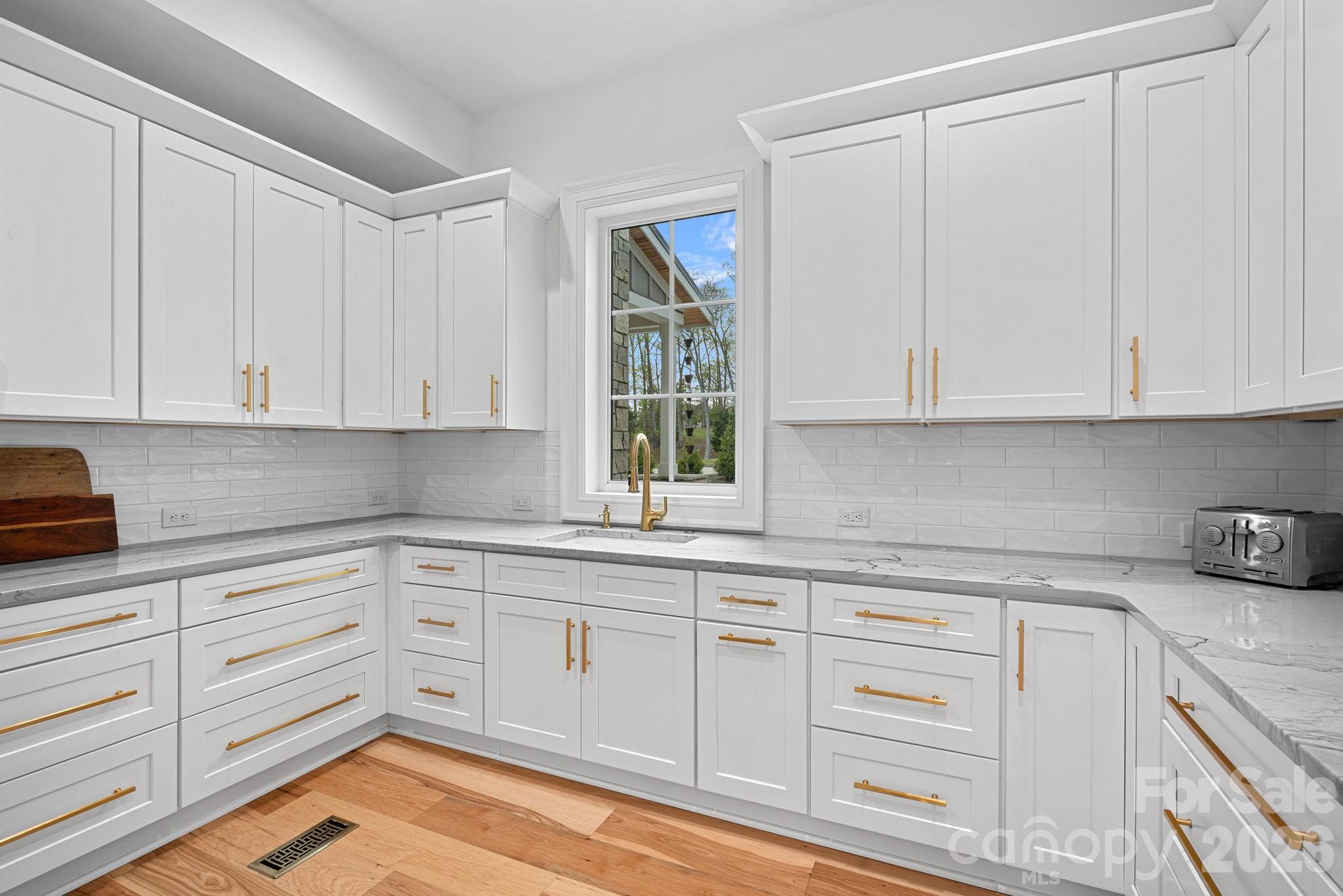 Single Family Residence at 5907 Kiowa Road, Clover, photo 28 of 47
