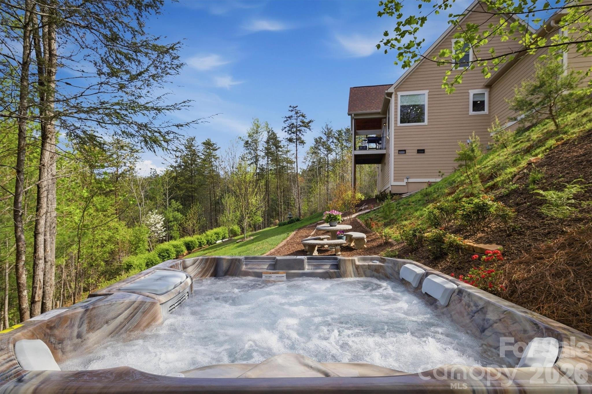 Single Family Residence at 1510 High Valley Way, Lenoir, photo 11 of 48