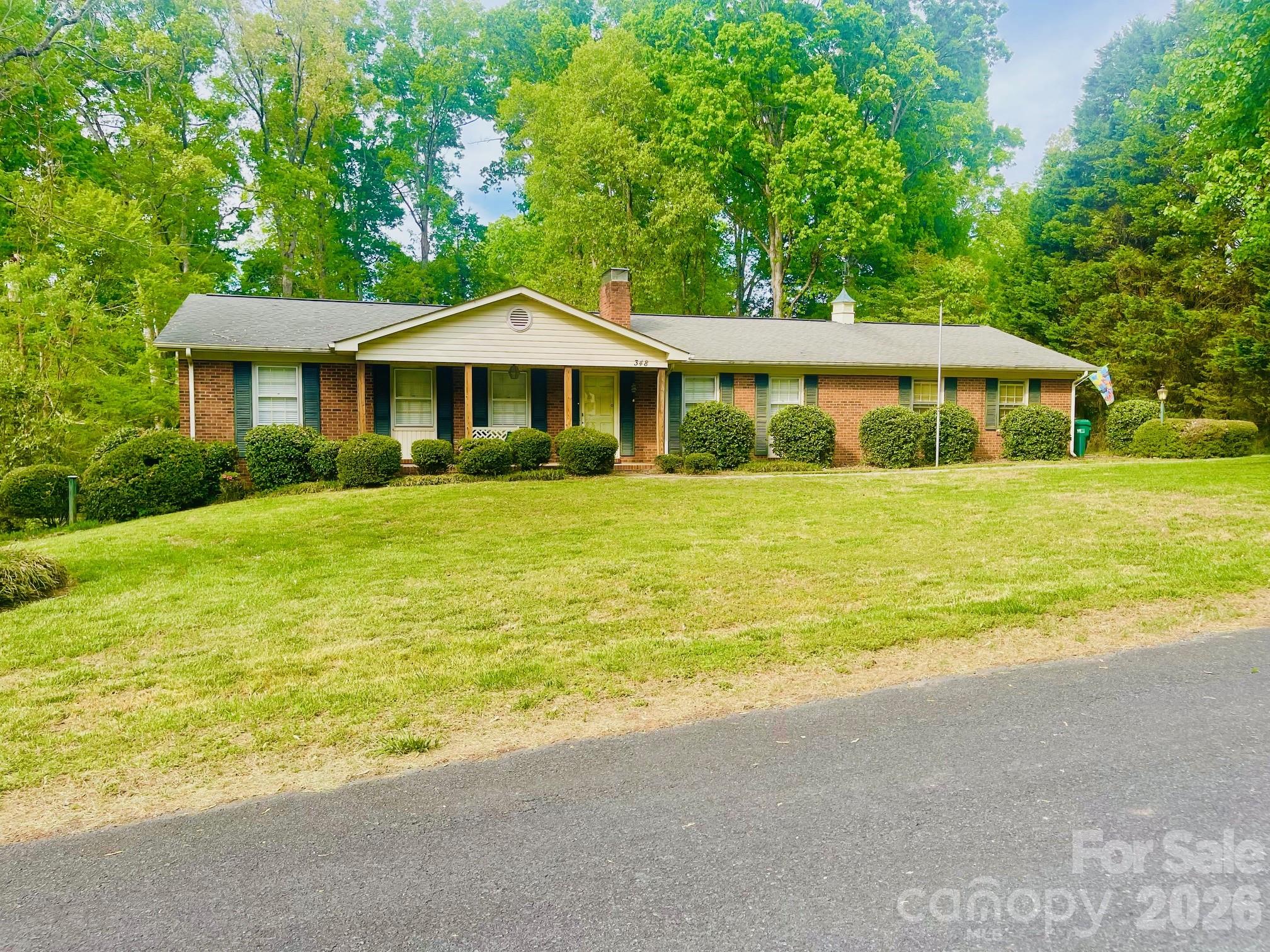 Single Family Residence at 348 Random Drive, New London, photo 3 of 33