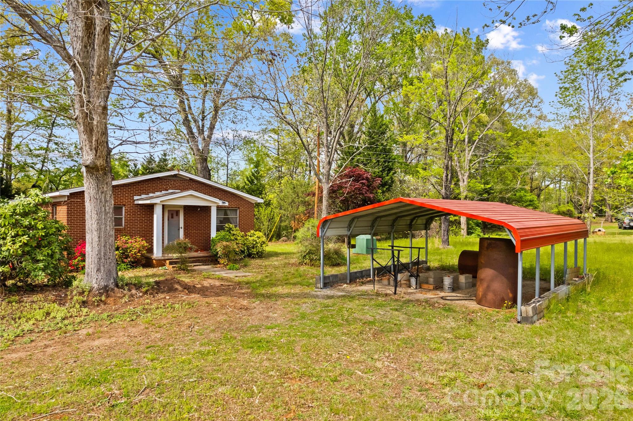 Single Family Residence at 151 Bent Twig Drive, Statesville, photo 3 of 35
