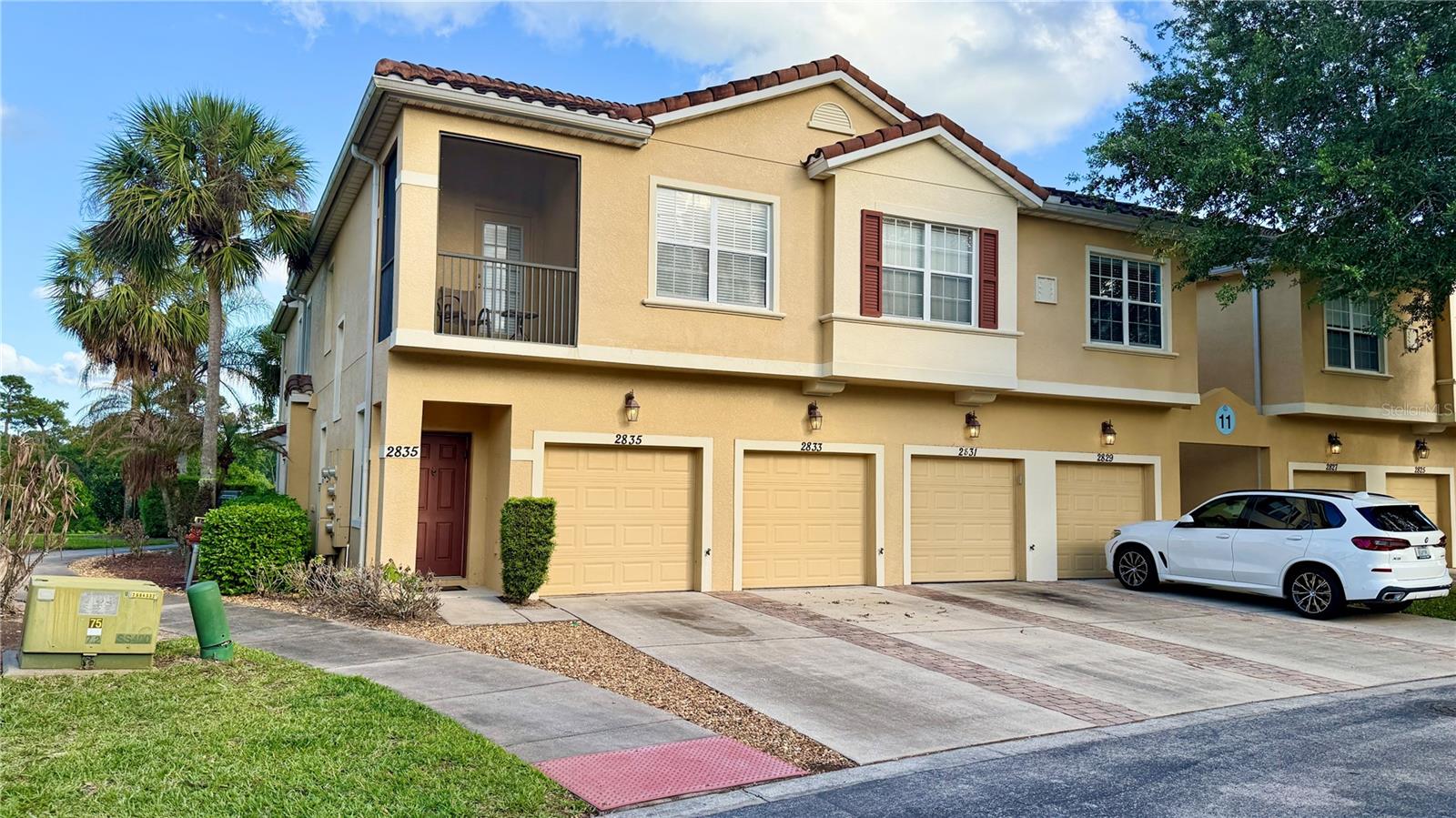 2831 OAKWATER DR #2831