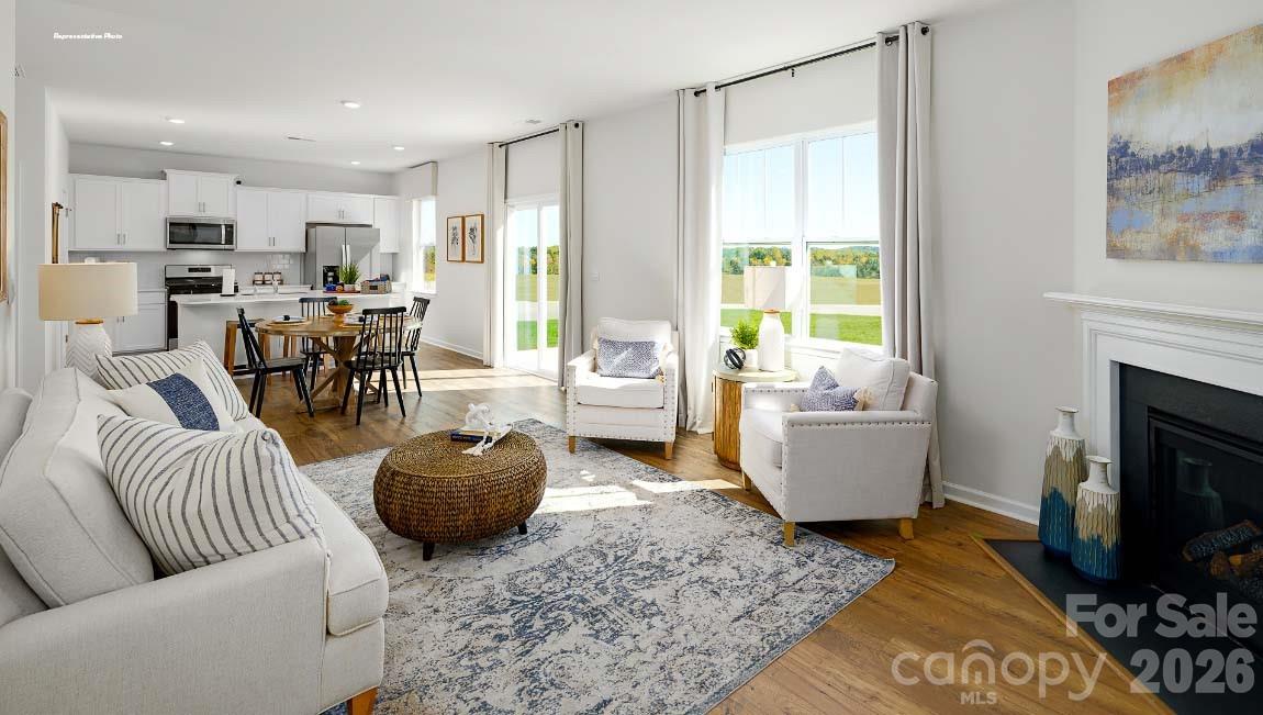 Single Family Residence at 602 Dazzle Loop, Newton, photo 21 of 57