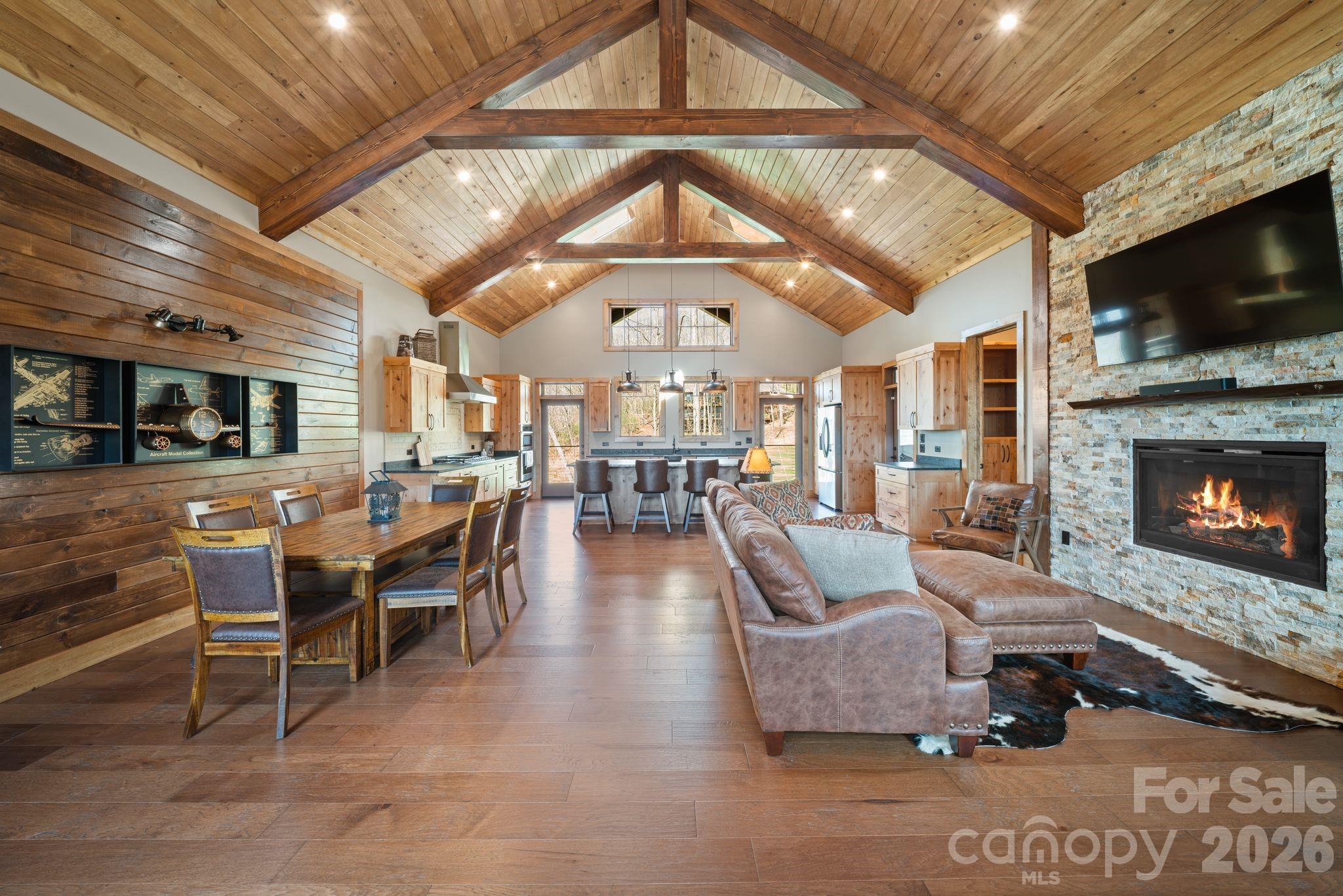 Single Family Residence at 296 Austin Mountain Drive, Burnsville, photo 3 of 40