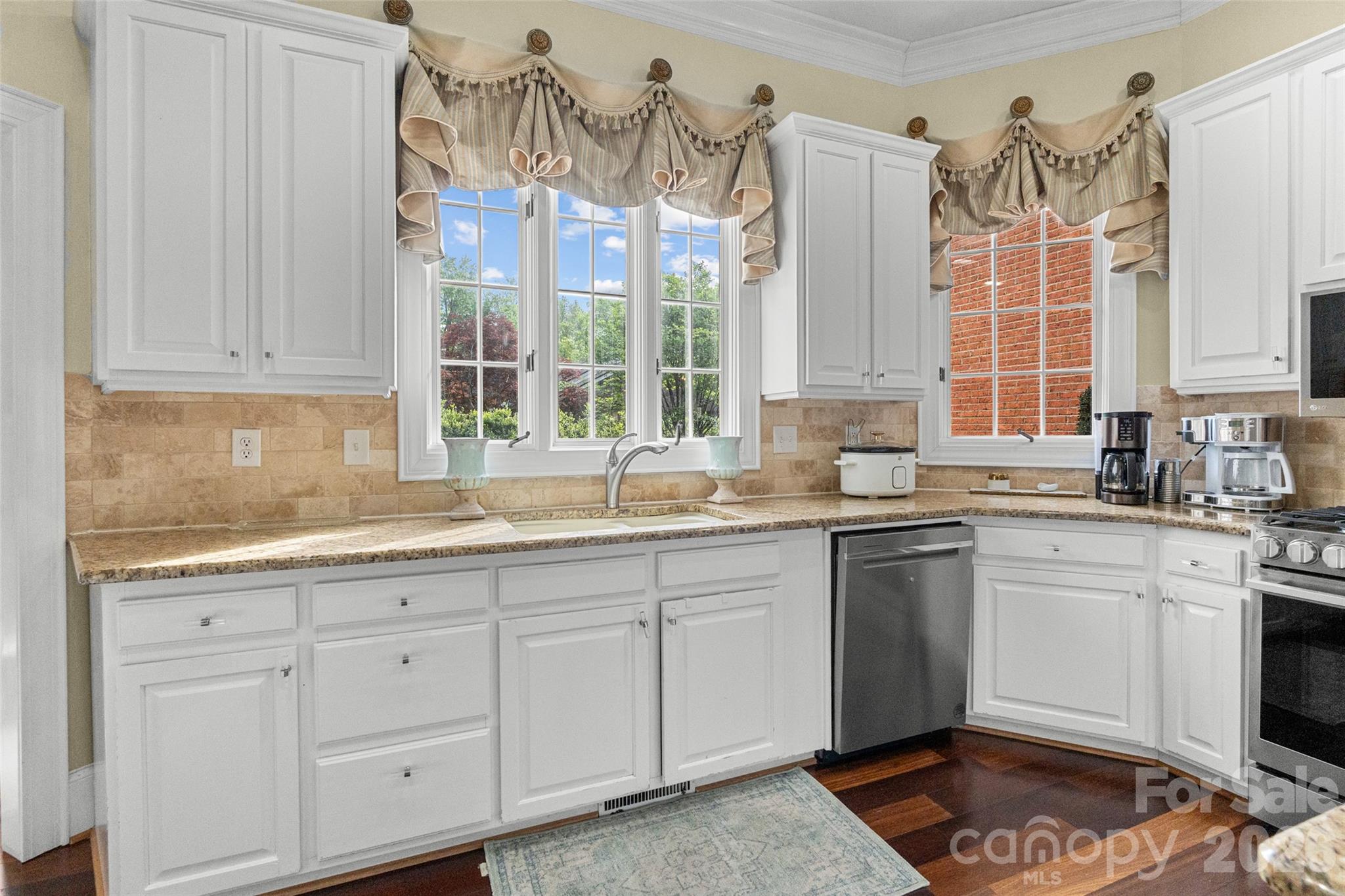 Single Family Residence at 1528 Blanchard Bend, Rock Hill, photo 11 of 45