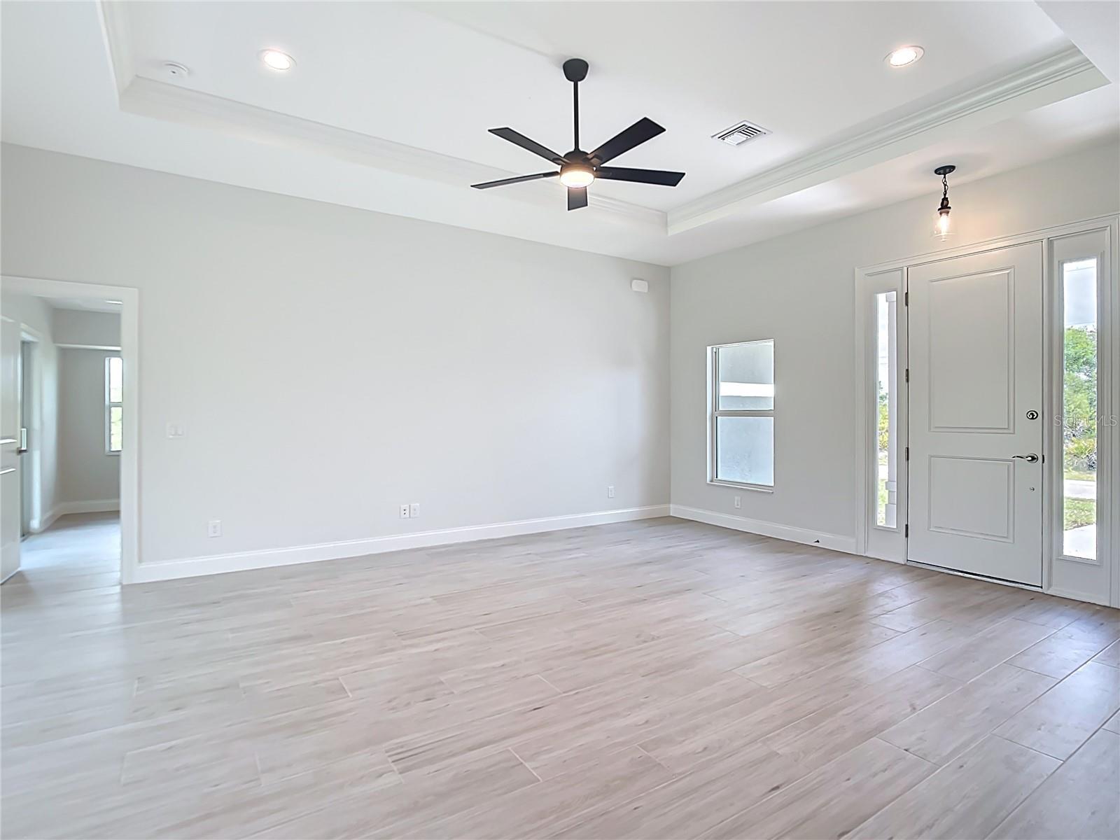 Single Family Residence at 13503 AINSWORTH LANE, PORT CHARLOTTE, photo 4 of 33