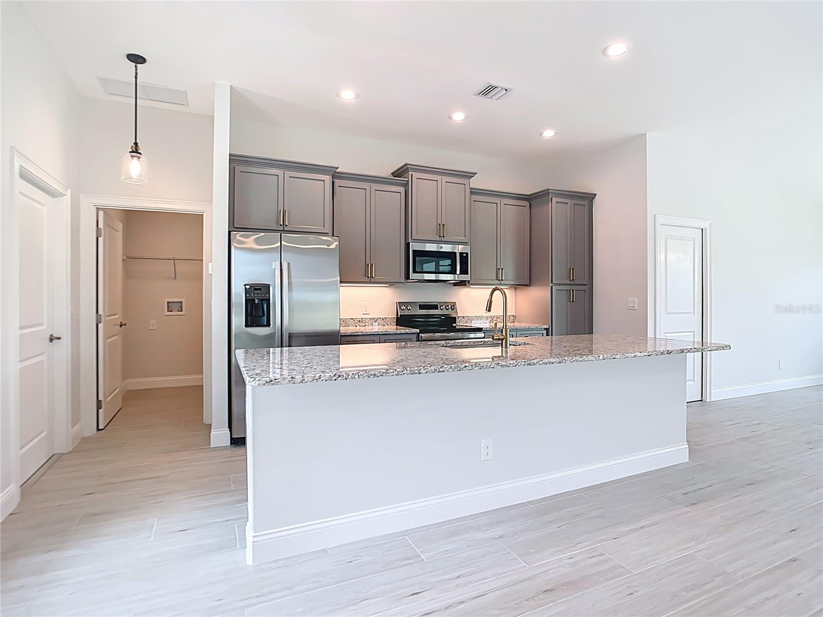 Single Family Residence at 13503 AINSWORTH LANE, PORT CHARLOTTE, photo 10 of 33