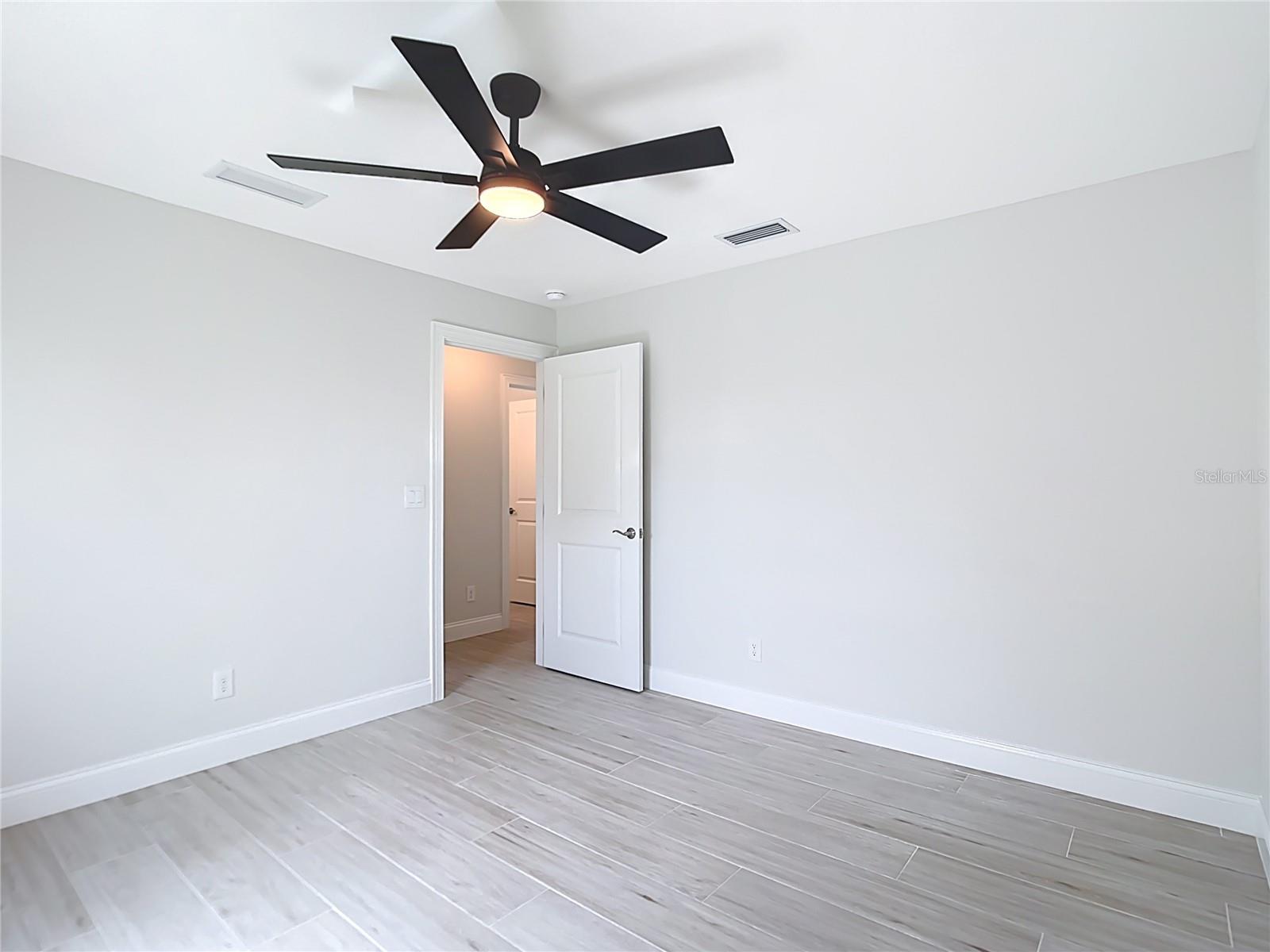 Single Family Residence at 13503 AINSWORTH LANE, PORT CHARLOTTE, photo 21 of 33
