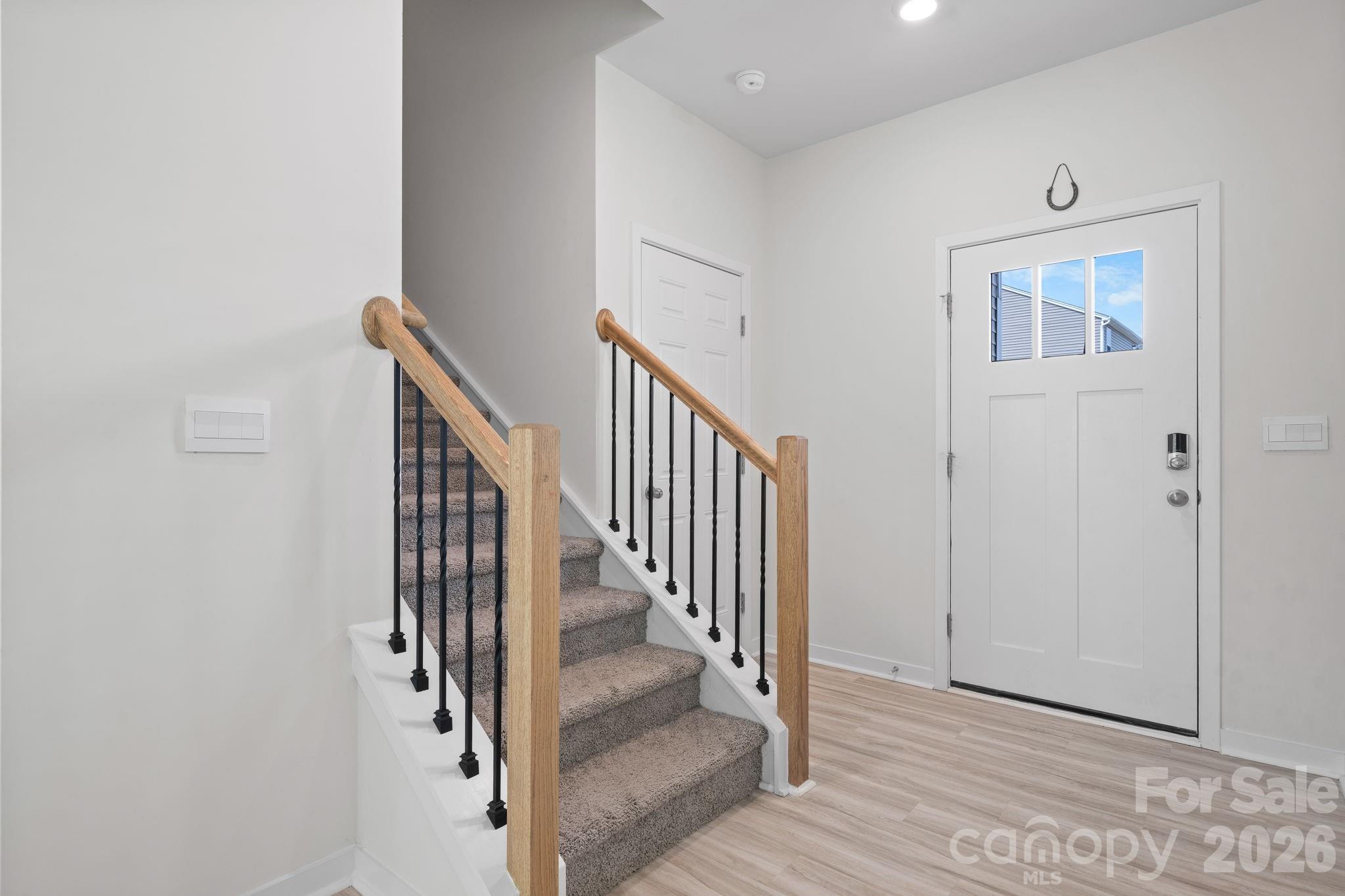 Single Family Residence at 534 13th Avenue Drive NE, Hickory, photo 2 of 48