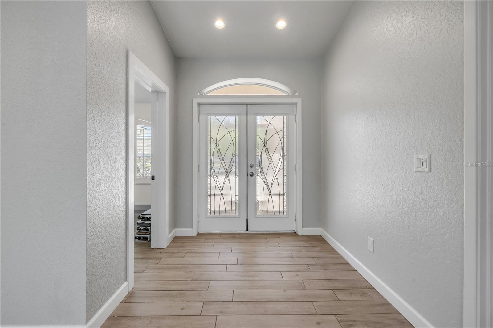 Single Family Residence at 10 CUNNINGHAM DR, NEW SMYRNA BEACH, photo 6 of 53