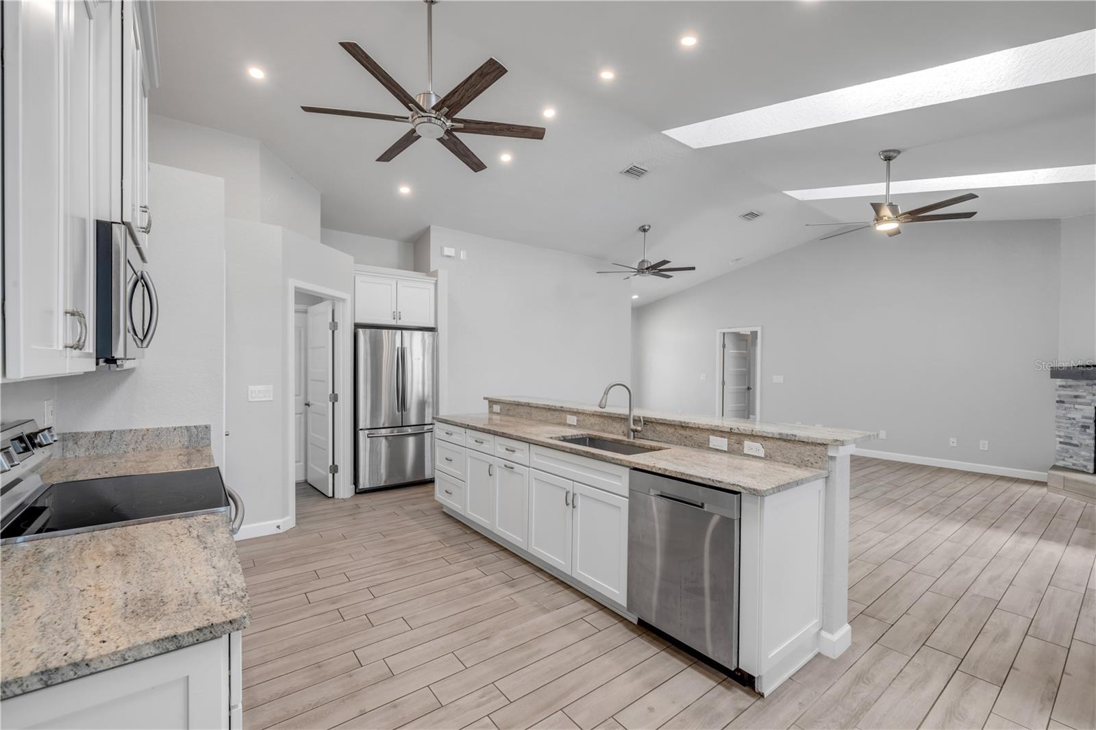 Single Family Residence at 10 CUNNINGHAM DR, NEW SMYRNA BEACH, photo 13 of 53