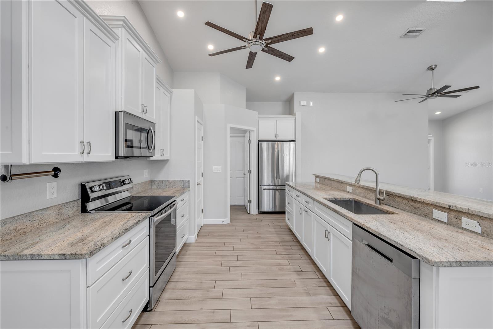 Single Family Residence at 10 CUNNINGHAM DR, NEW SMYRNA BEACH, photo 14 of 53