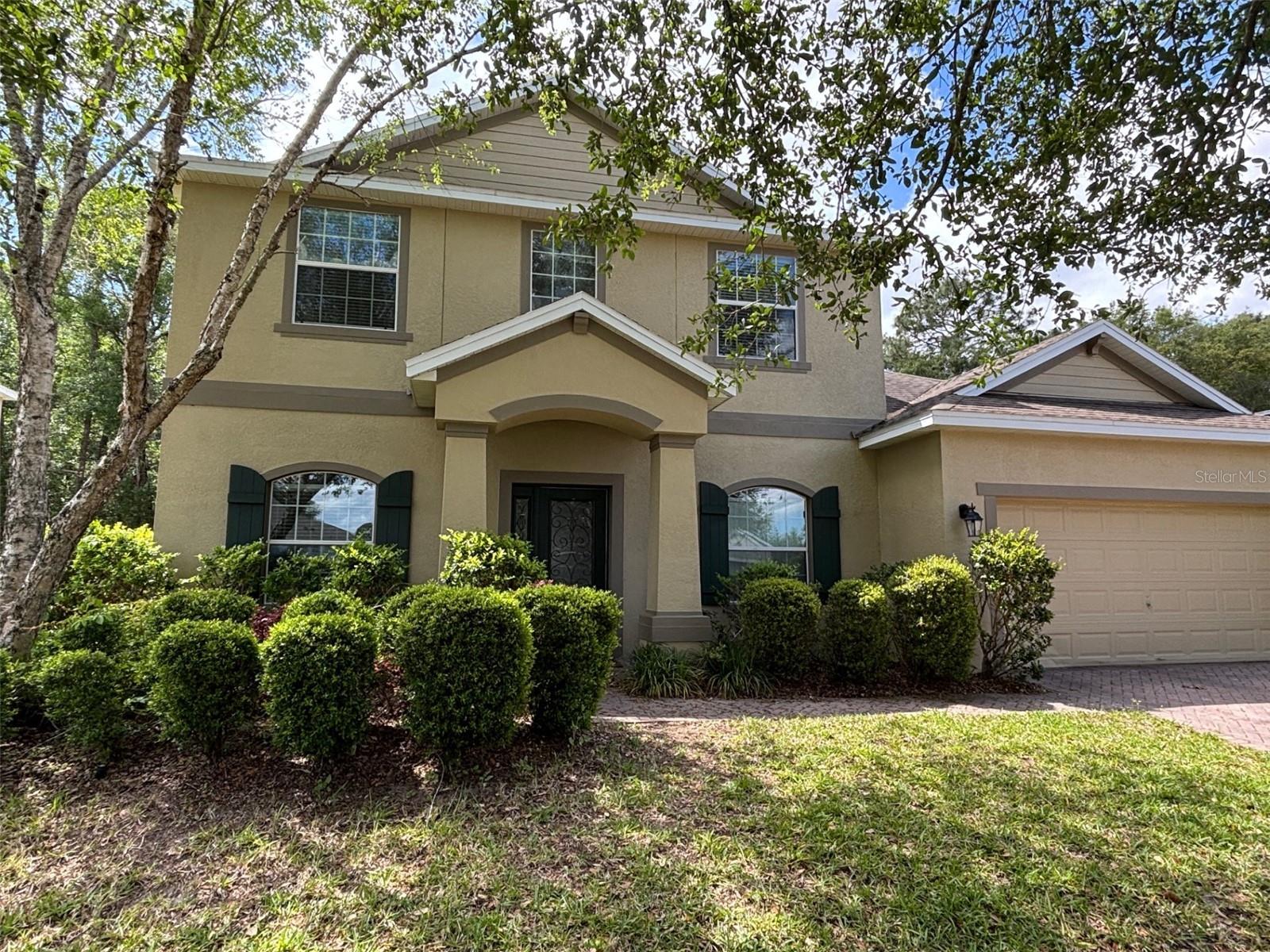 1604 BLUE GRASS BLVD