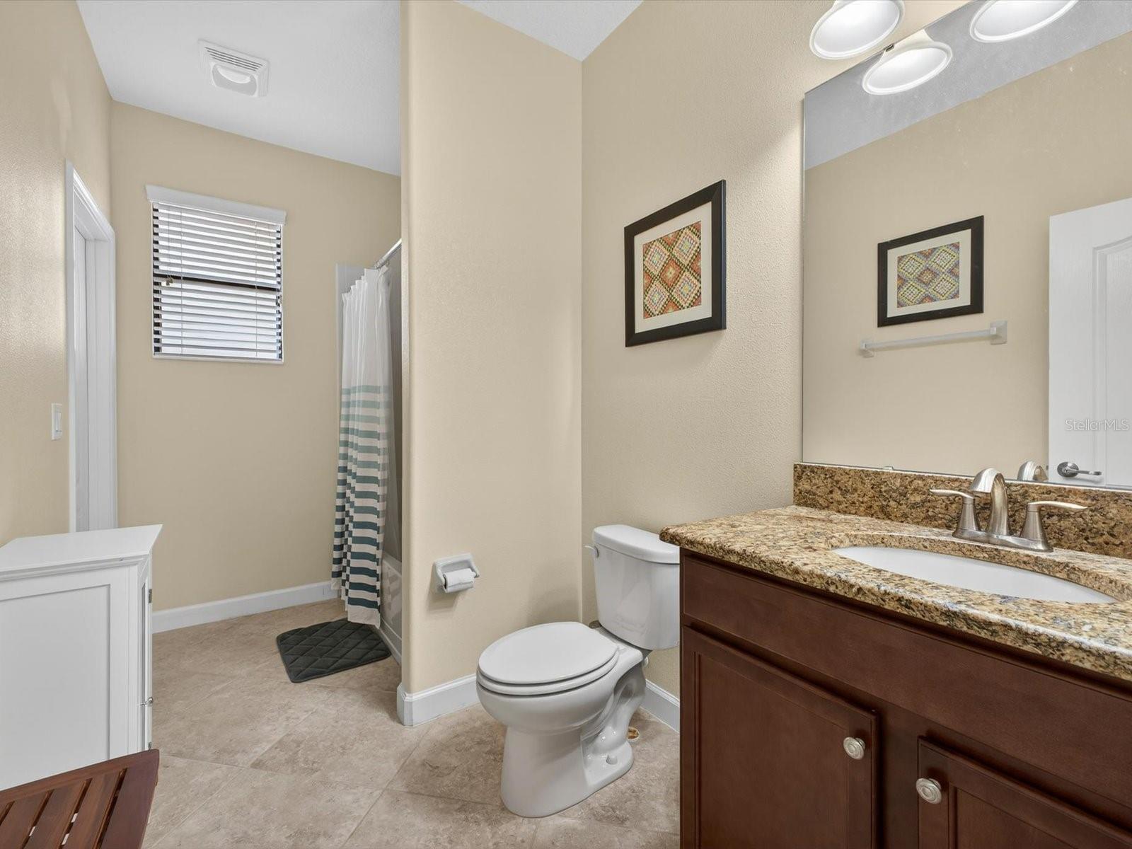 Secondary en-suite Master bathroom - 1300 GLENEAGLES LN, DAVENPORT