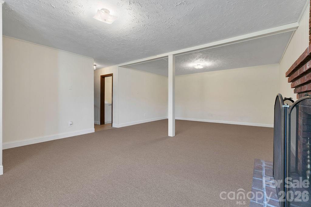 Spacious Recreation Room - 1482 Island Ford Road, Brevard