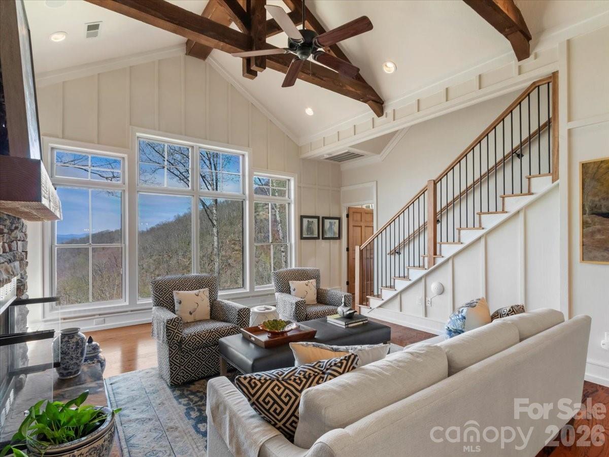 45 Creekside Way