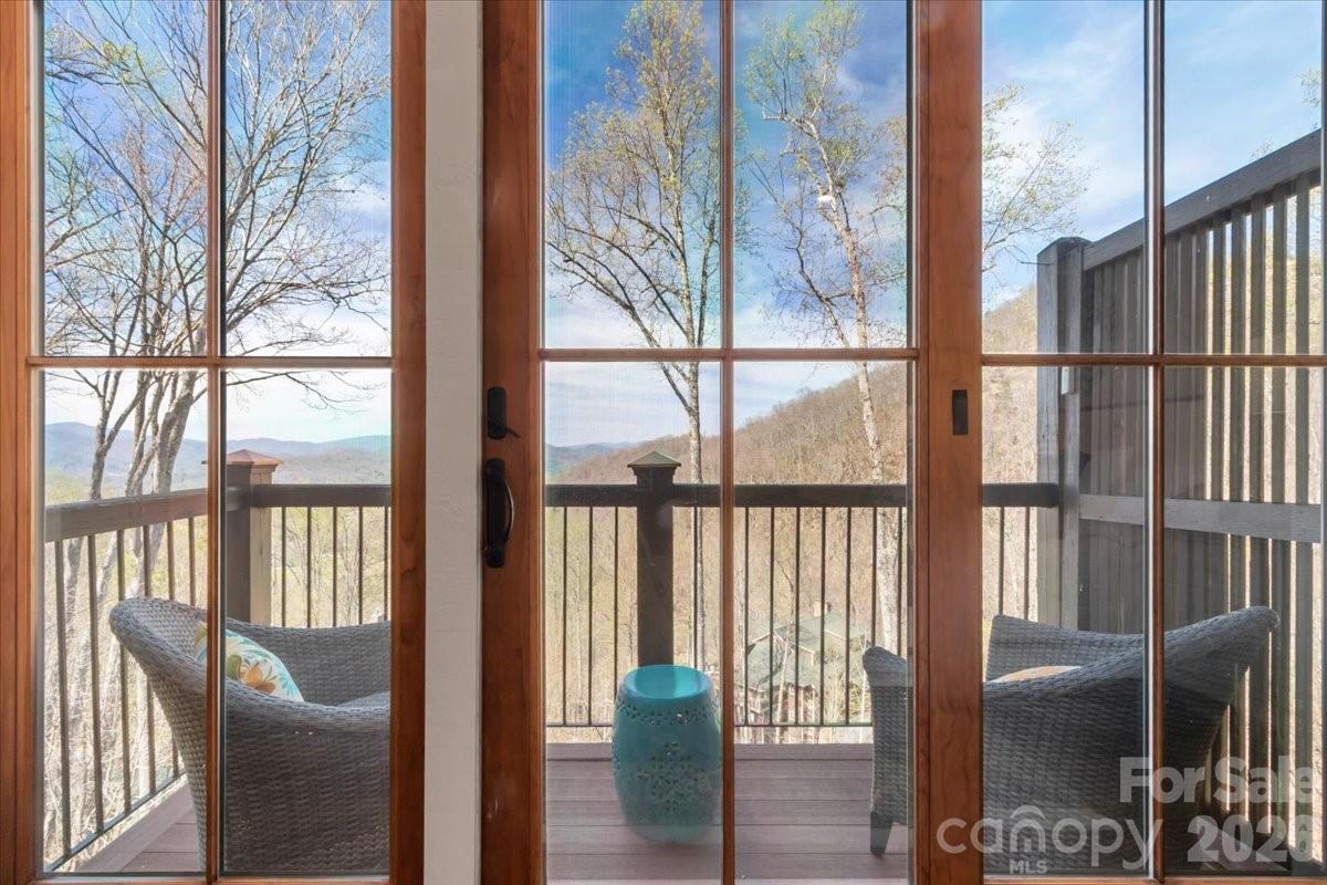 PRIMARY BDRM -BALCONY - 45 Creekside Way, Burnsville