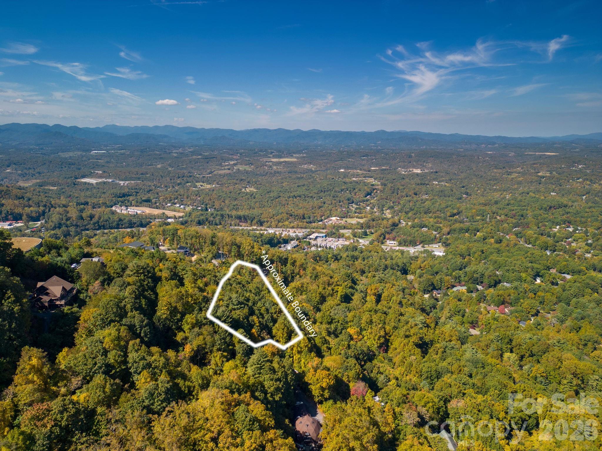 Quite literally on top of the mountain! - 99999 Leisure Mountain Road, Asheville