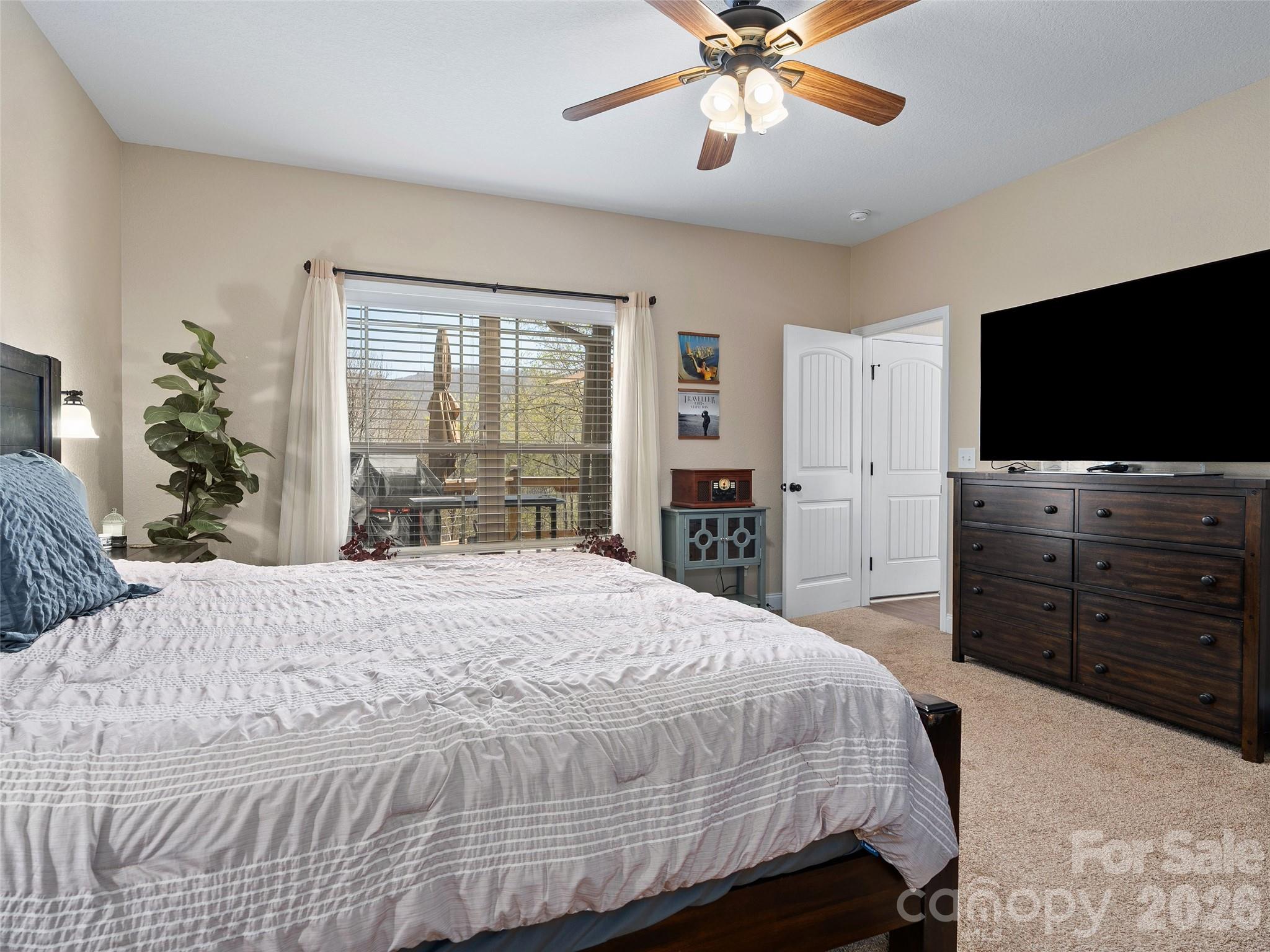 Single Family Residence at 4823 Max Patch Road, Clyde, photo 17 of 32