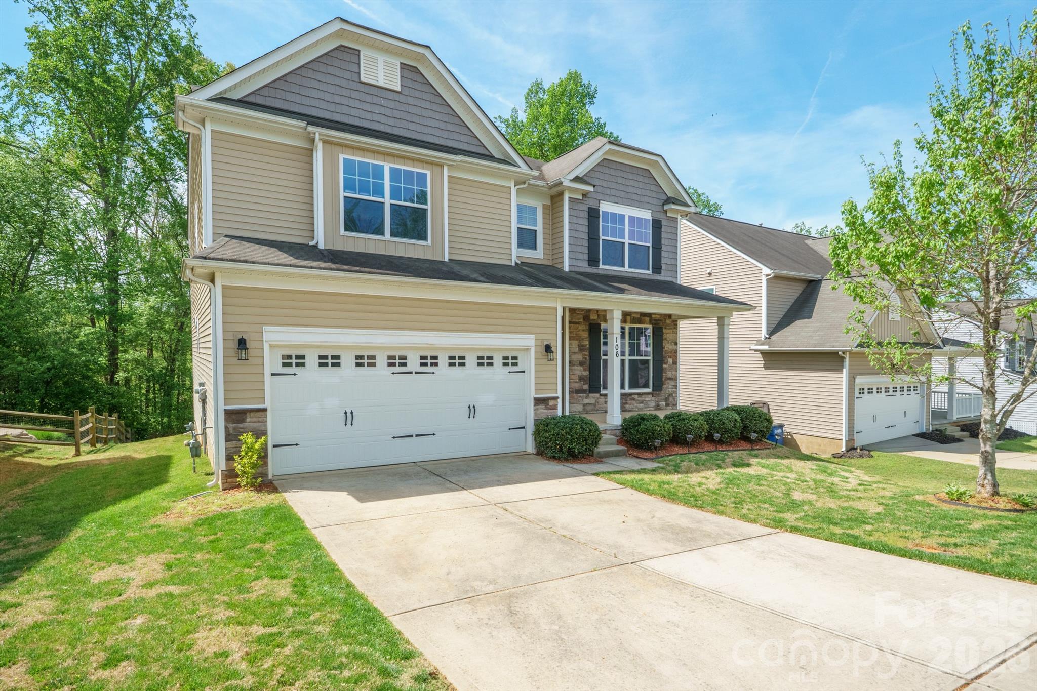 Single Family Residence at 106 E Heart Pine Lane, Statesville, photo 2 of 48