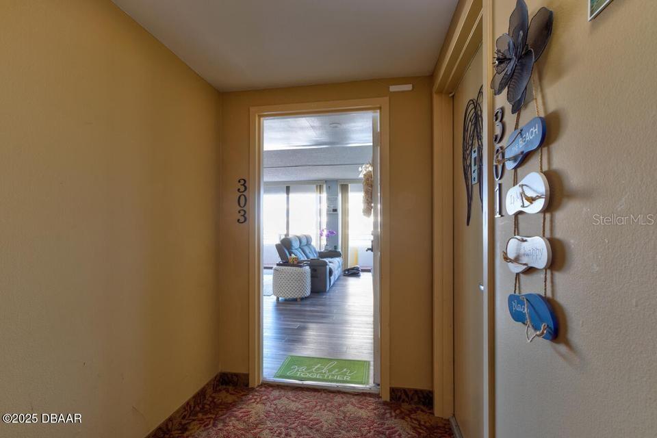 Entry to Condo - 2828 N ATLANTIC AVE #303, DAYTONA BEACH