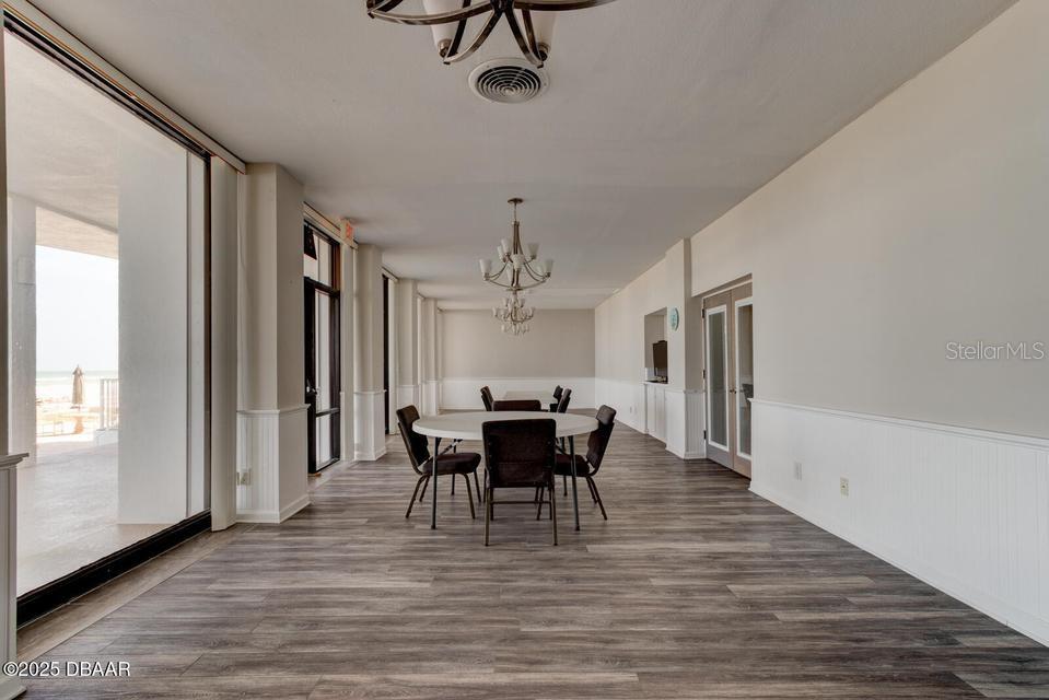 Social Room - 2828 N ATLANTIC AVE #303, DAYTONA BEACH