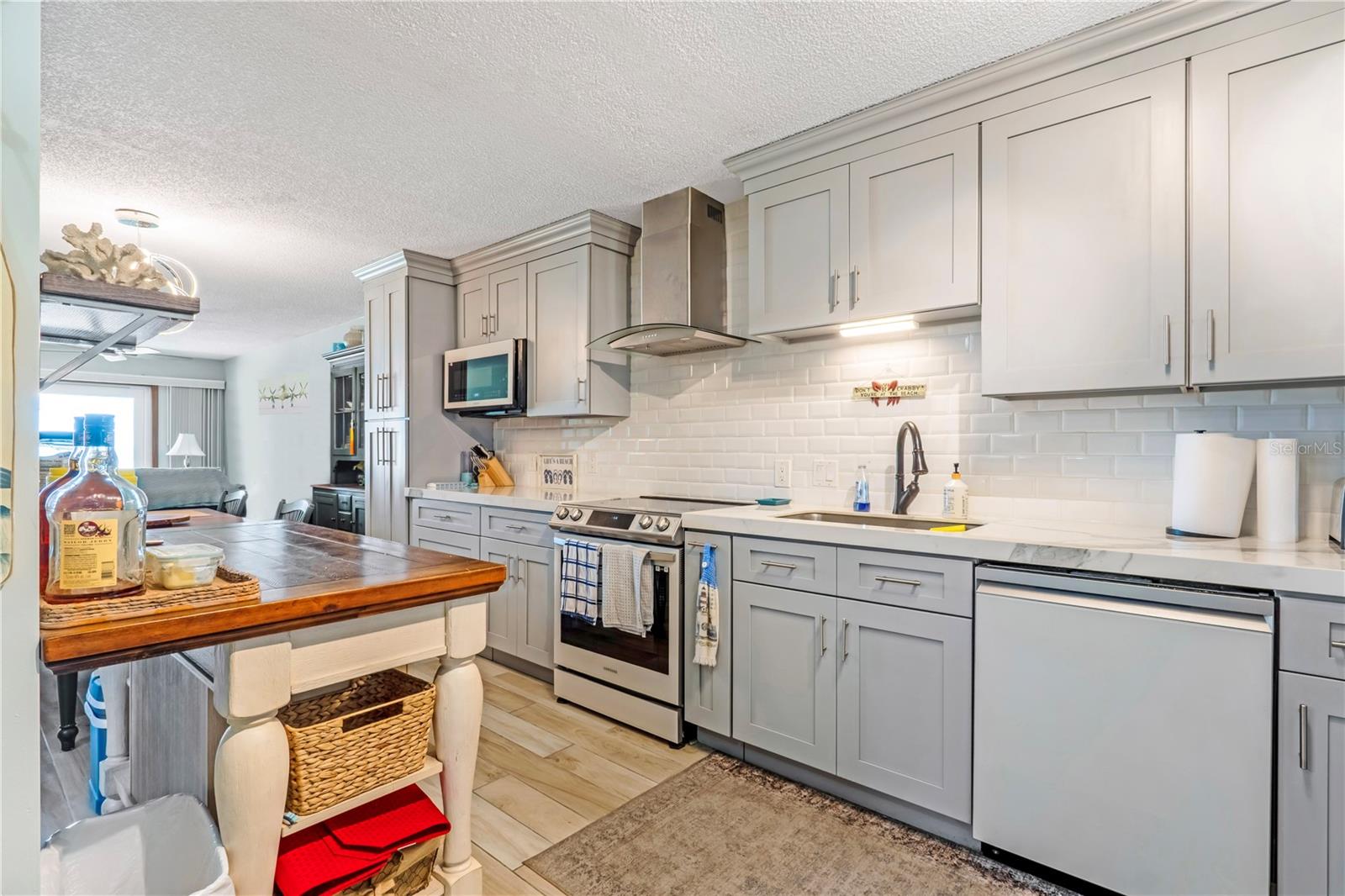 Condominium at 2222 OCEAN SHORE BLVD #102B, ORMOND BEACH, photo 7 of 28