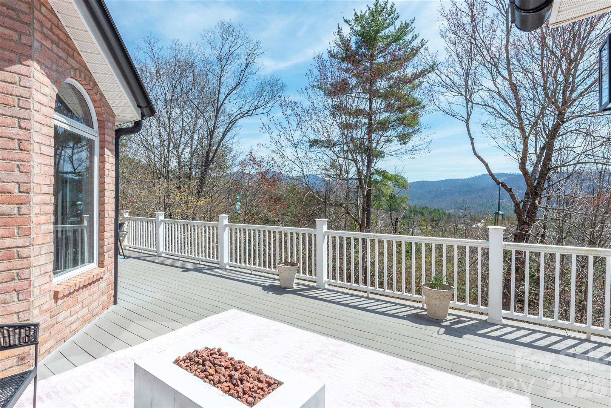 Single Family Residence at 11 High Meadow Drive, Weaverville, photo 5 of 48