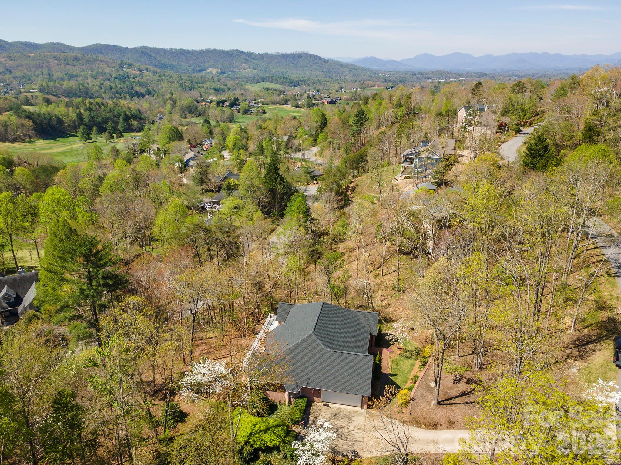 Single Family Residence at 11 High Meadow Drive, Weaverville, photo 7 of 48