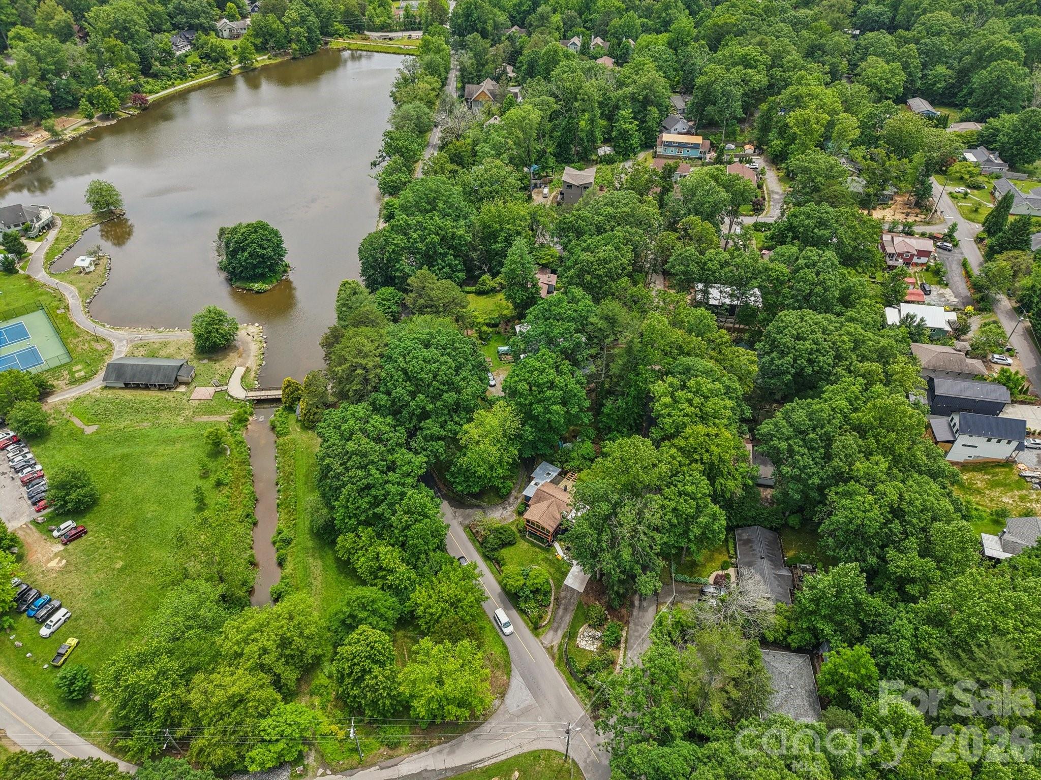 Lake Tomahawk - Tennis, Walking Path, Playground, & Pool - 416 S Cherokee Avenue, Black Mountain
