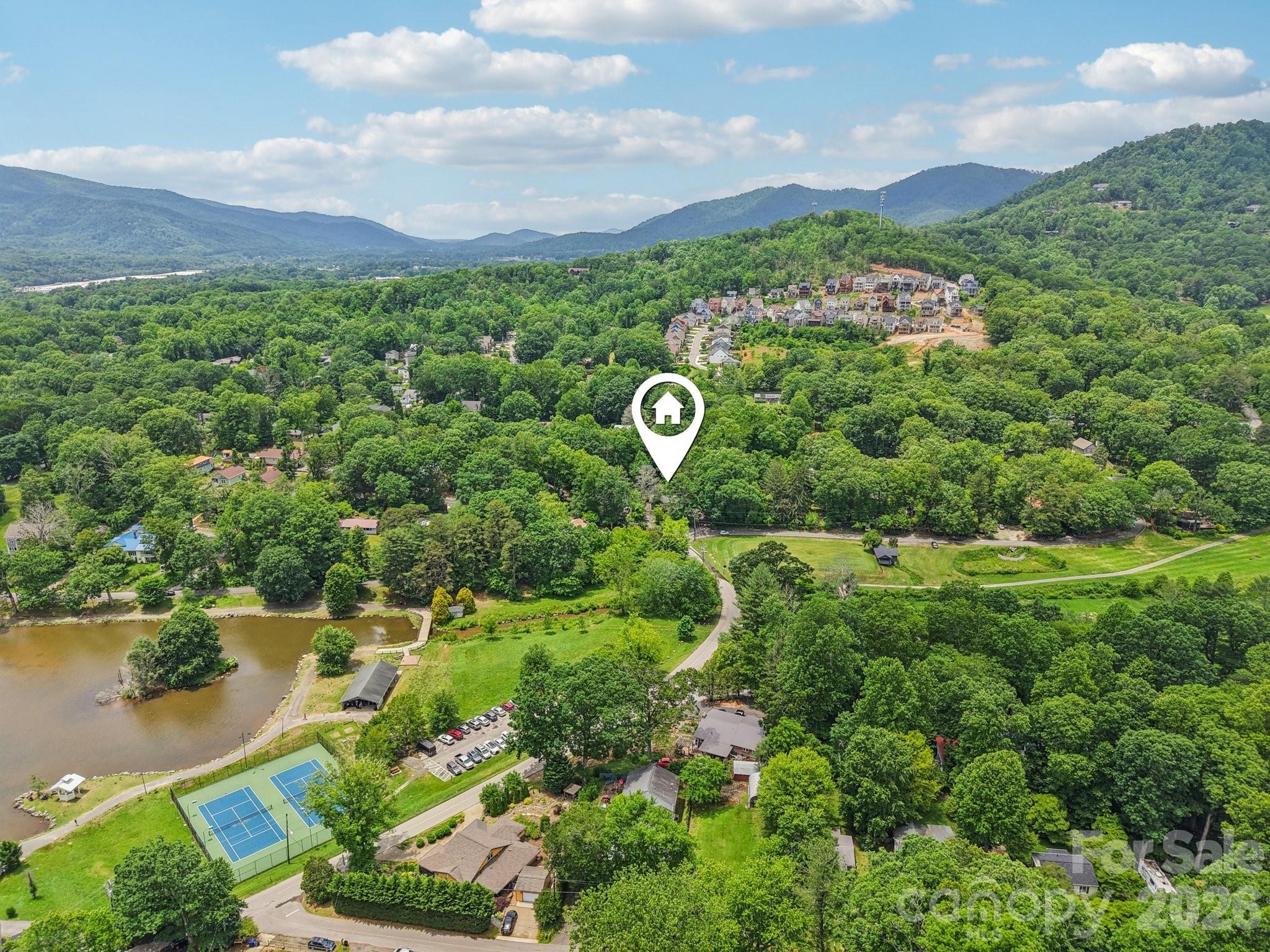 Lake Tomahawk - Tennis, Walking Path, Playground, & Pool - 416 S Cherokee Avenue, Black Mountain