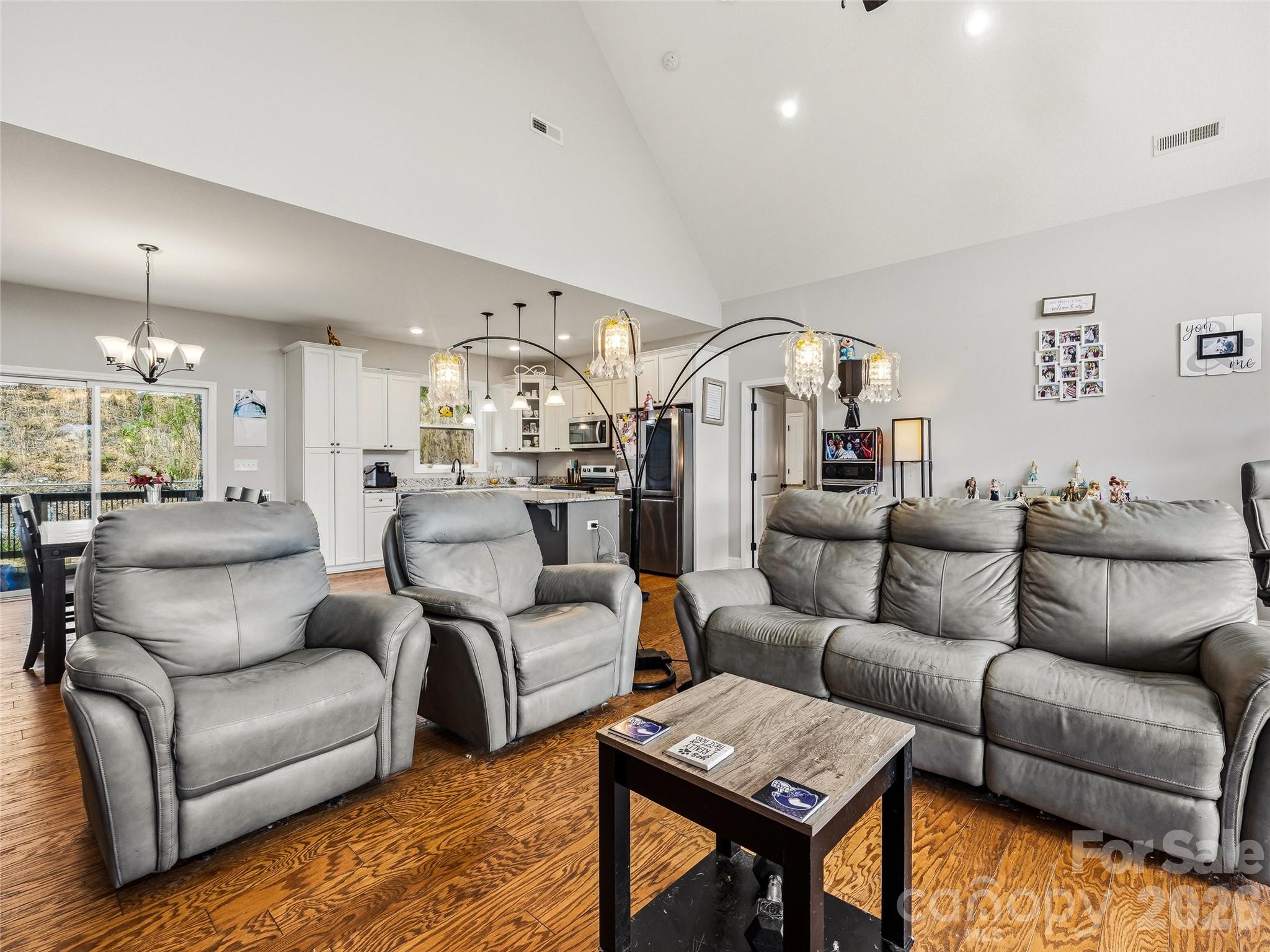 Single Family Residence at 170 Starry Night Lane, Marshall, photo 20 of 34