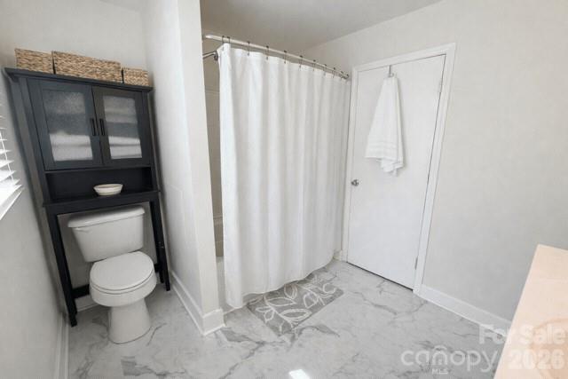 Hall Bath - 636 Willis Road, Dallas