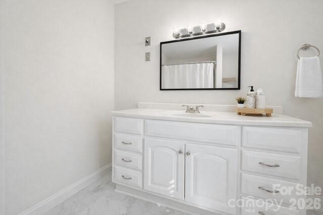 Hall Bathroom - 636 Willis Road, Dallas