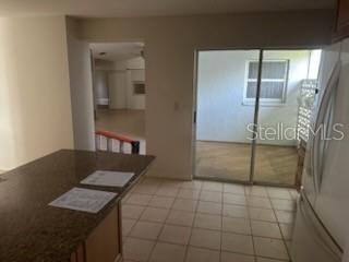 Single Family Residence at 2416 WATERFORD CT, PALMETTO, photo 9 of 18