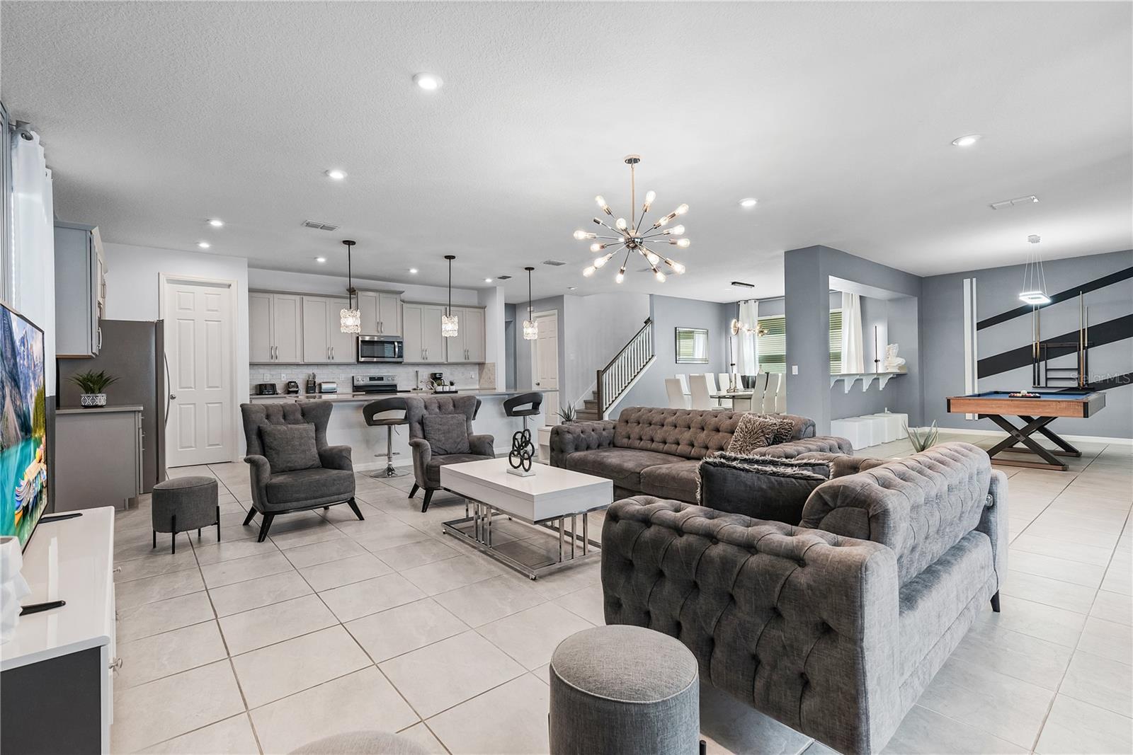 Single Family Residence at 8915 TROPICAL HAVEN CT, KISSIMMEE, photo 7 of 50